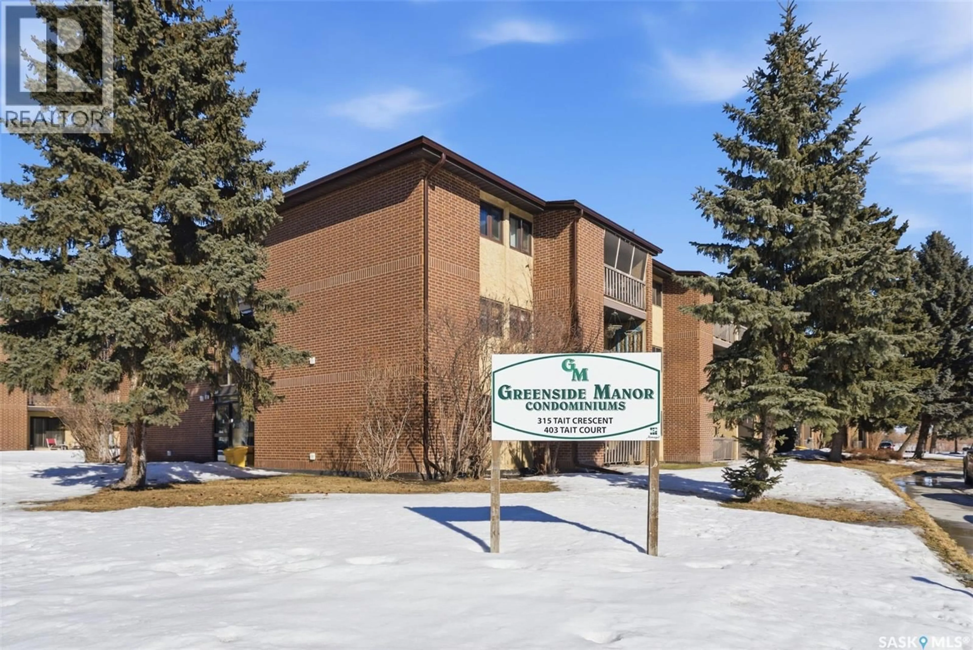 Indoor foyer for 403 - 306 TAIT COURT, Saskatoon Saskatchewan S7H5L3