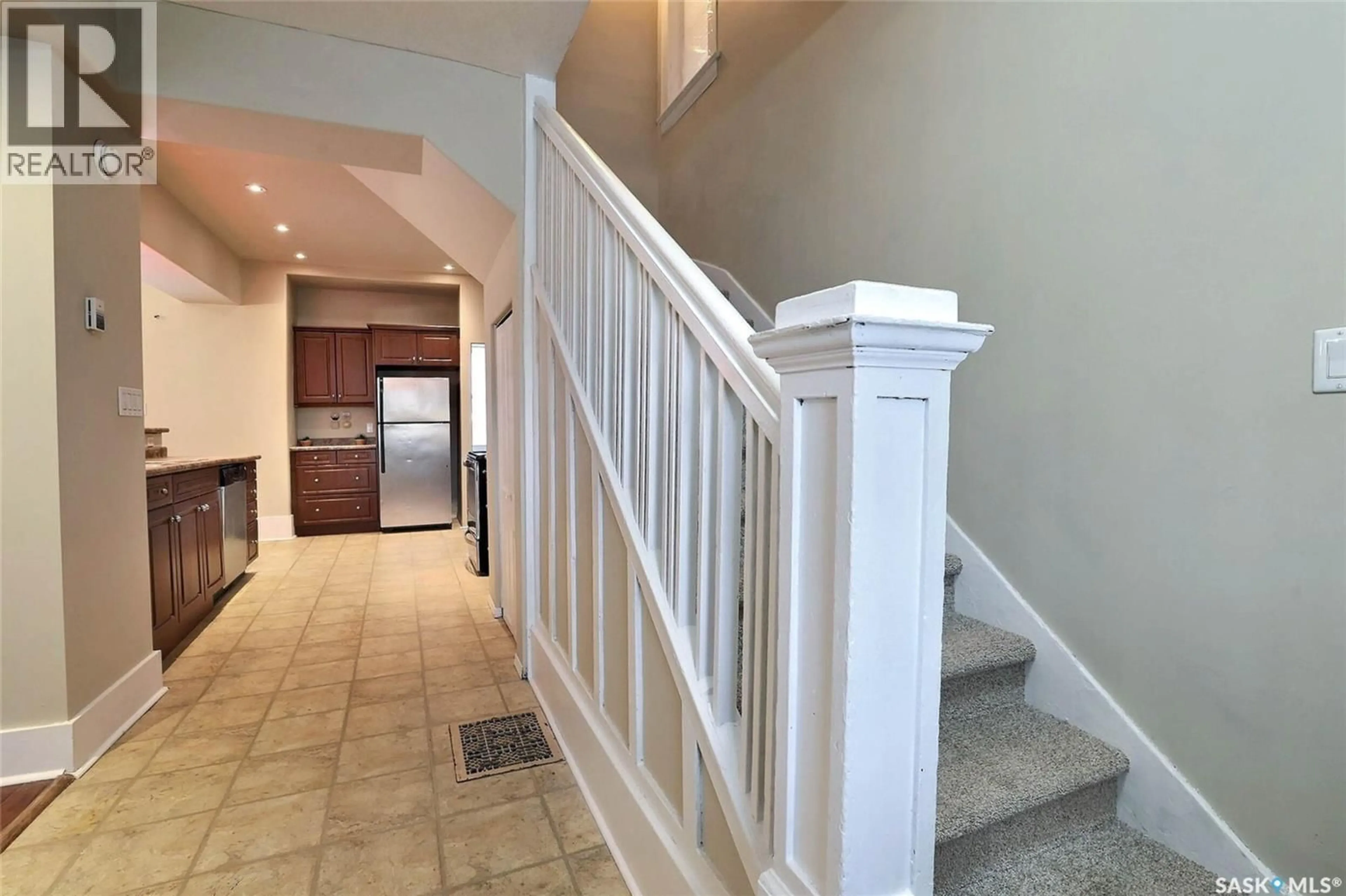 Unknown for 1947 MONTAGUE STREET, Regina Saskatchewan S4T3J6