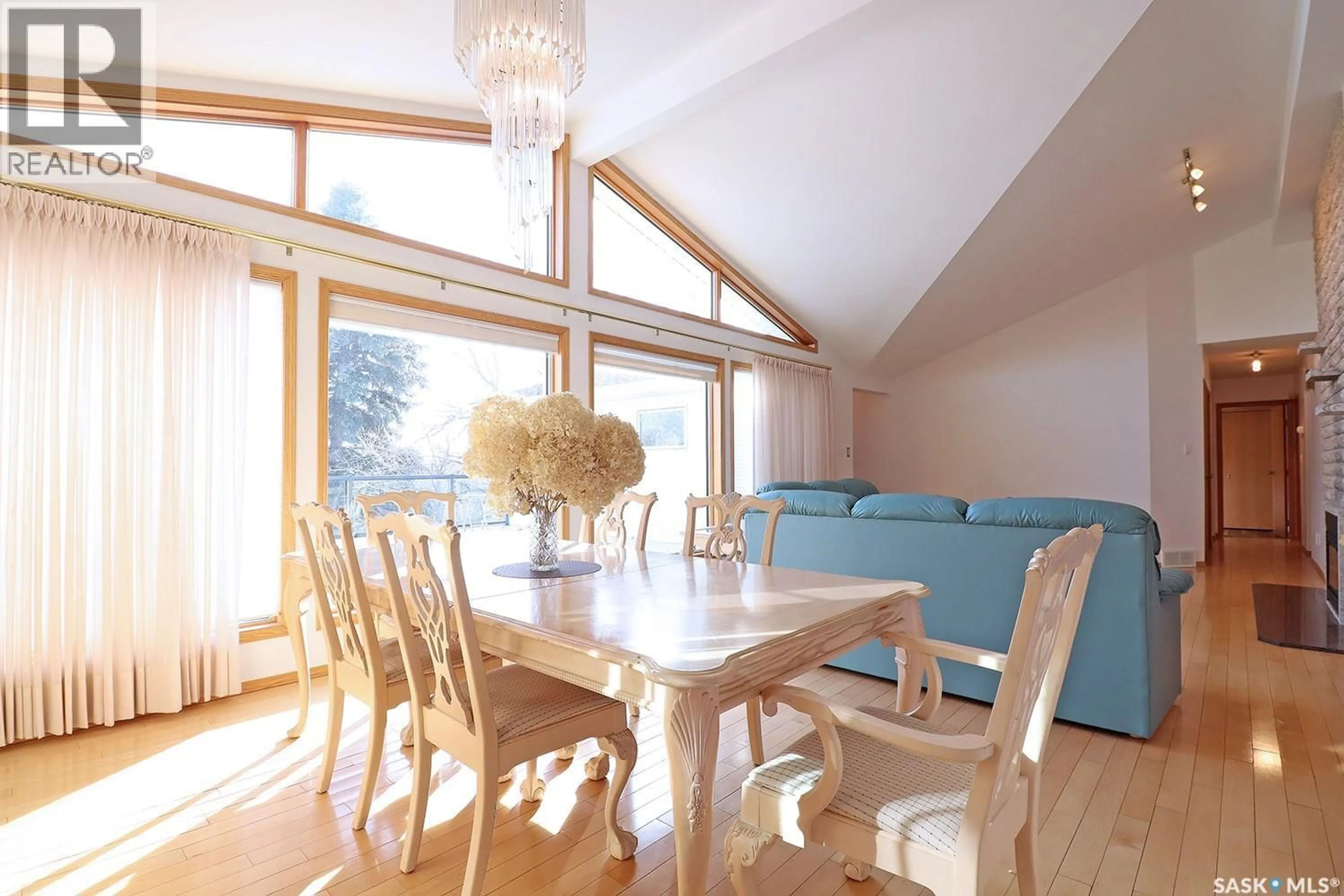 Dining room, wood/laminate floor for 110 LOGAN CRESCENT, Yorkton Saskatchewan S3N0V9