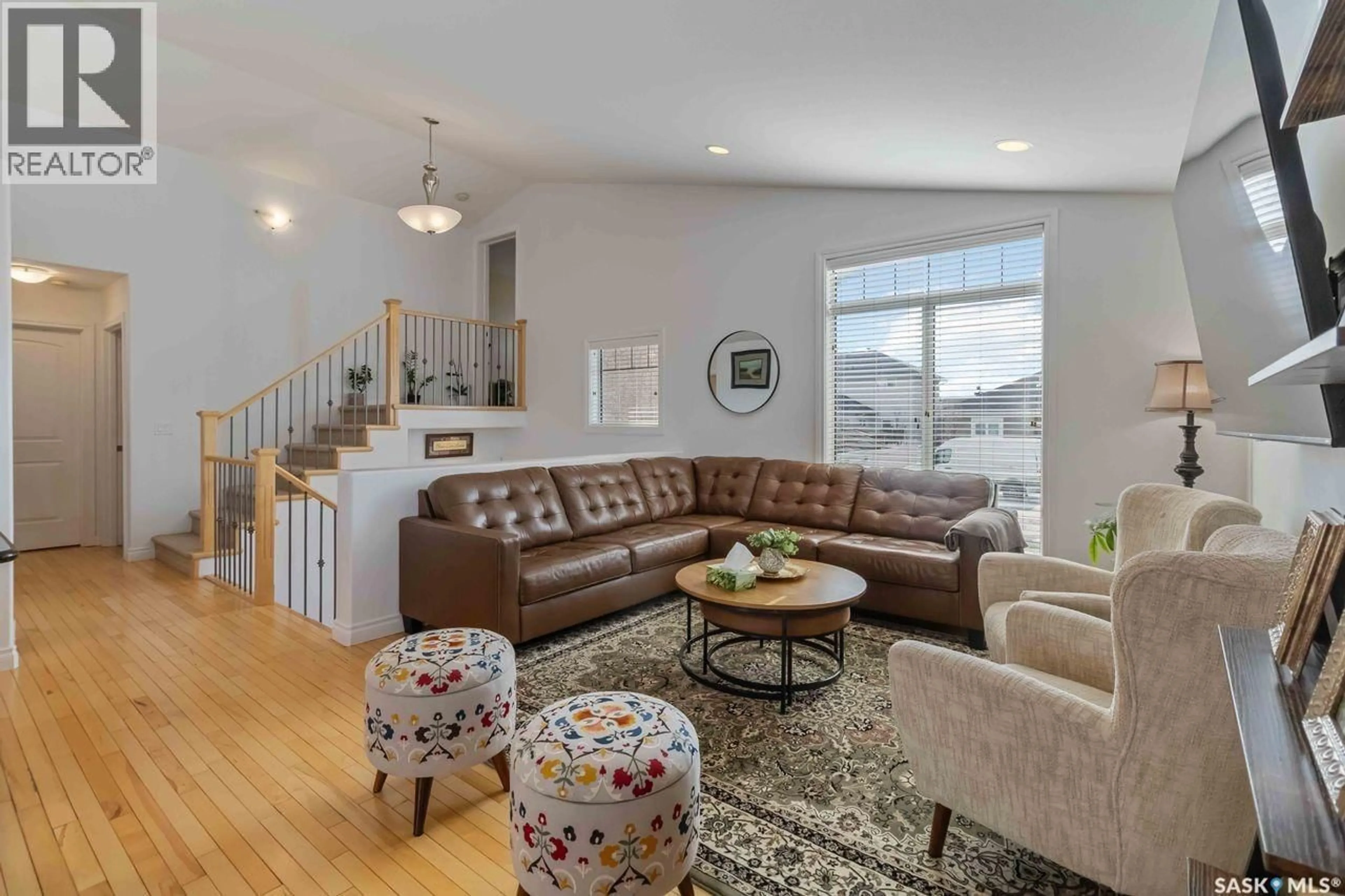 Living room with furniture, unknown for 3 BRIARVALE CRESCENT, Saskatoon Saskatchewan S7V1C5