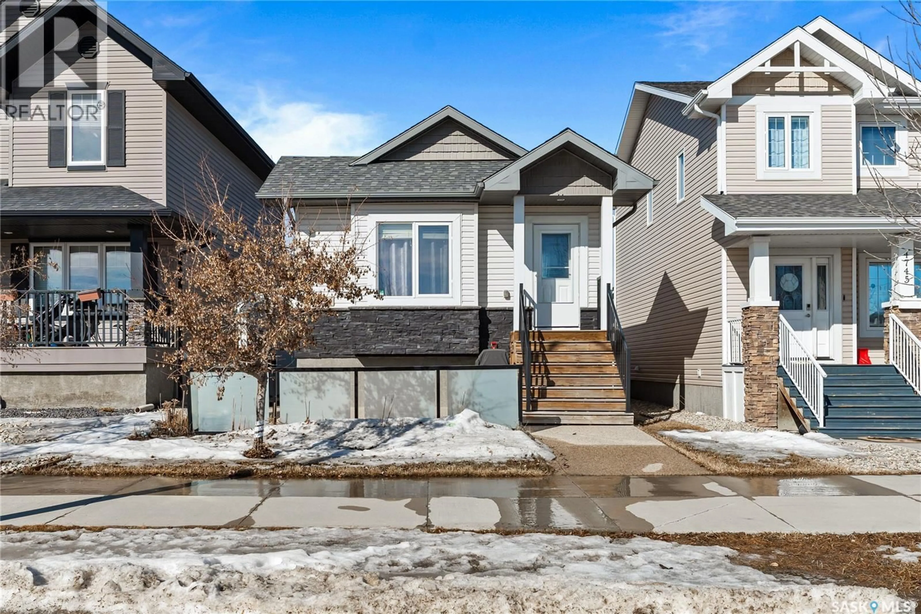 Home with vinyl exterior material, street for 4741 JAMES HILL ROAD, Regina Saskatchewan S4W0C6