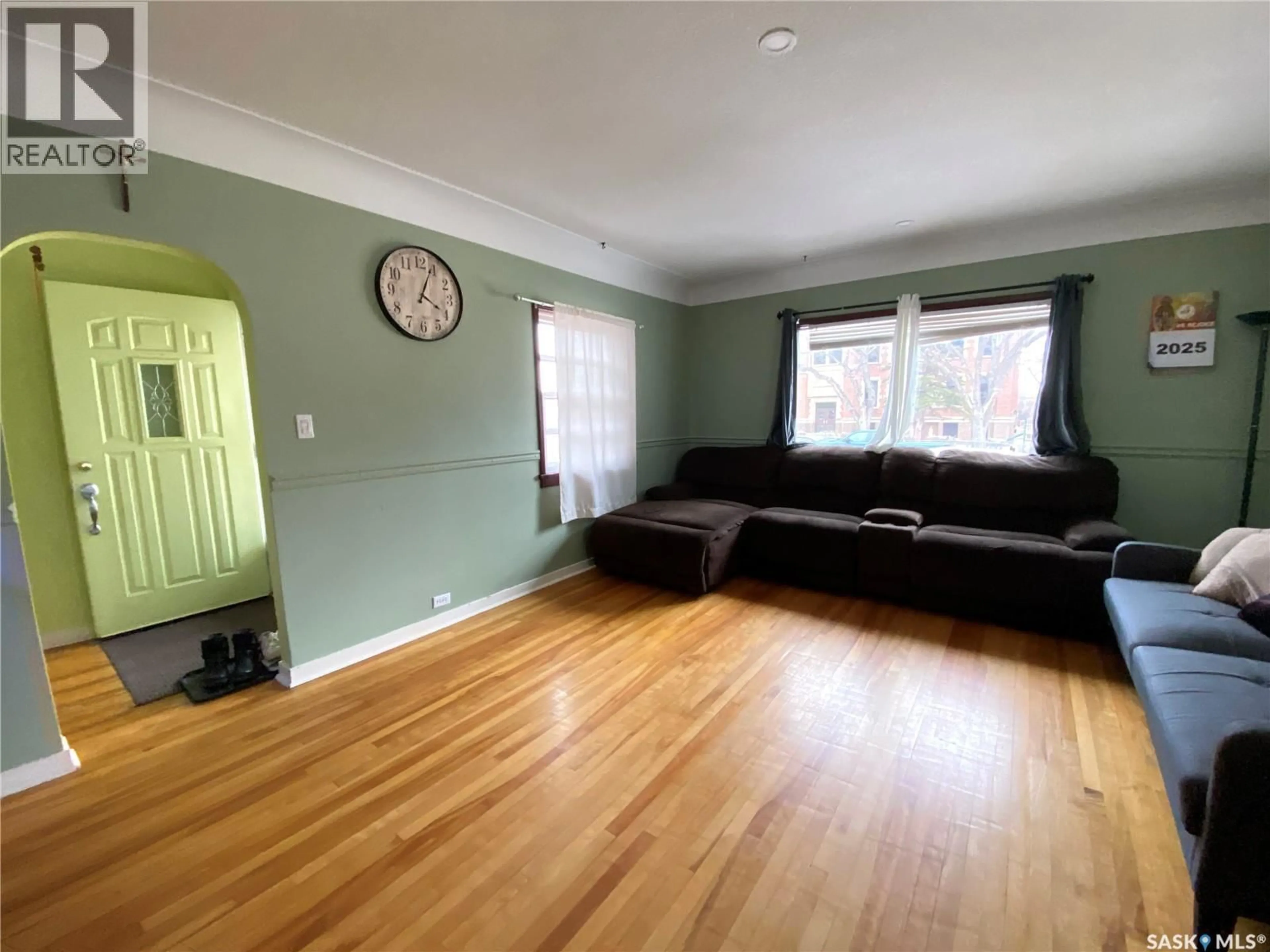 A pic of a room for 612 2ND AVENUE, Swift Current Saskatchewan S9H0R3