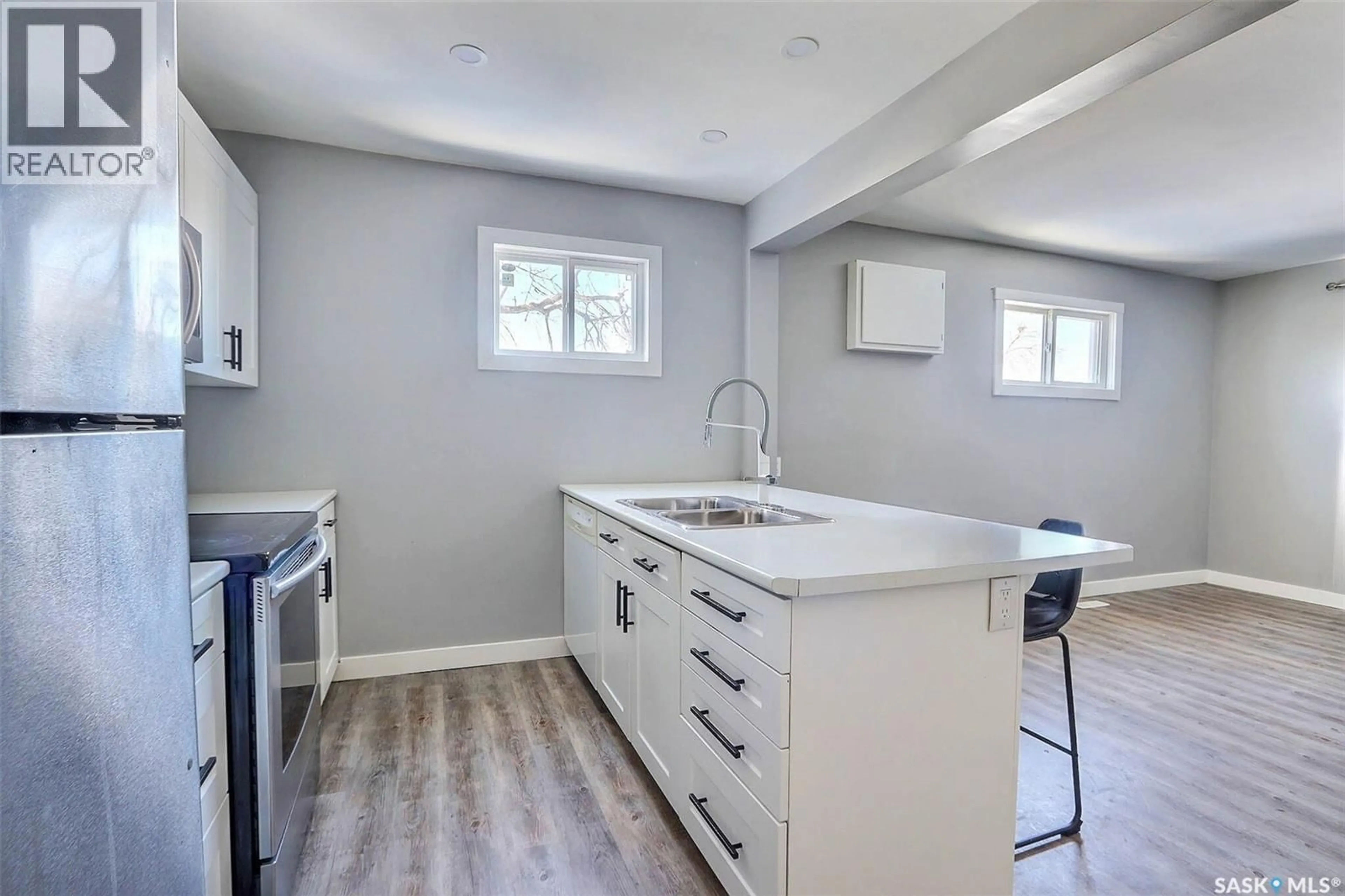 Open concept kitchen, unknown for 139 29TH STREET, Prince Albert Saskatchewan S6V4T3