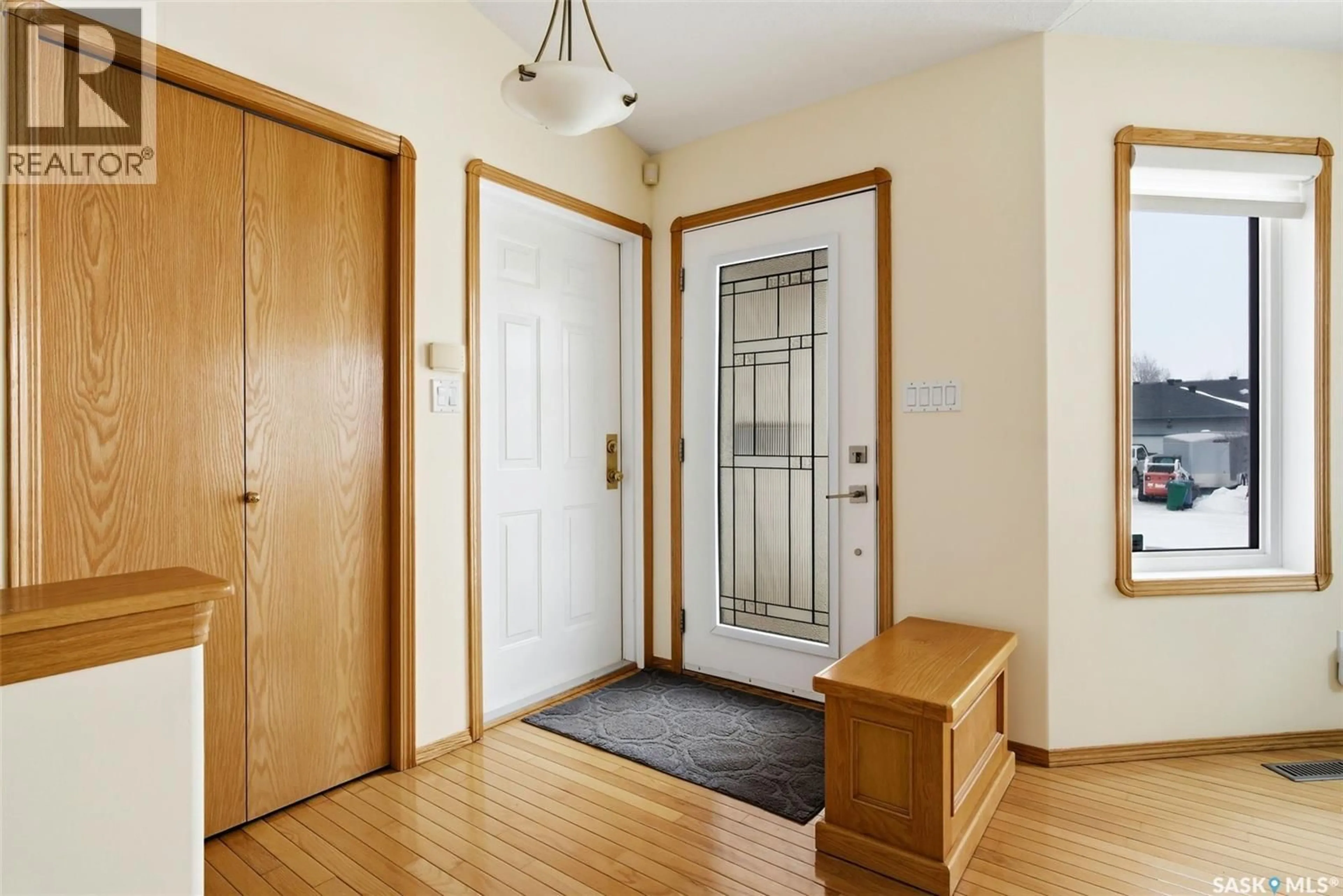 Indoor entryway for 5971 MALLARD WAY, Regina Saskatchewan S4T7X6