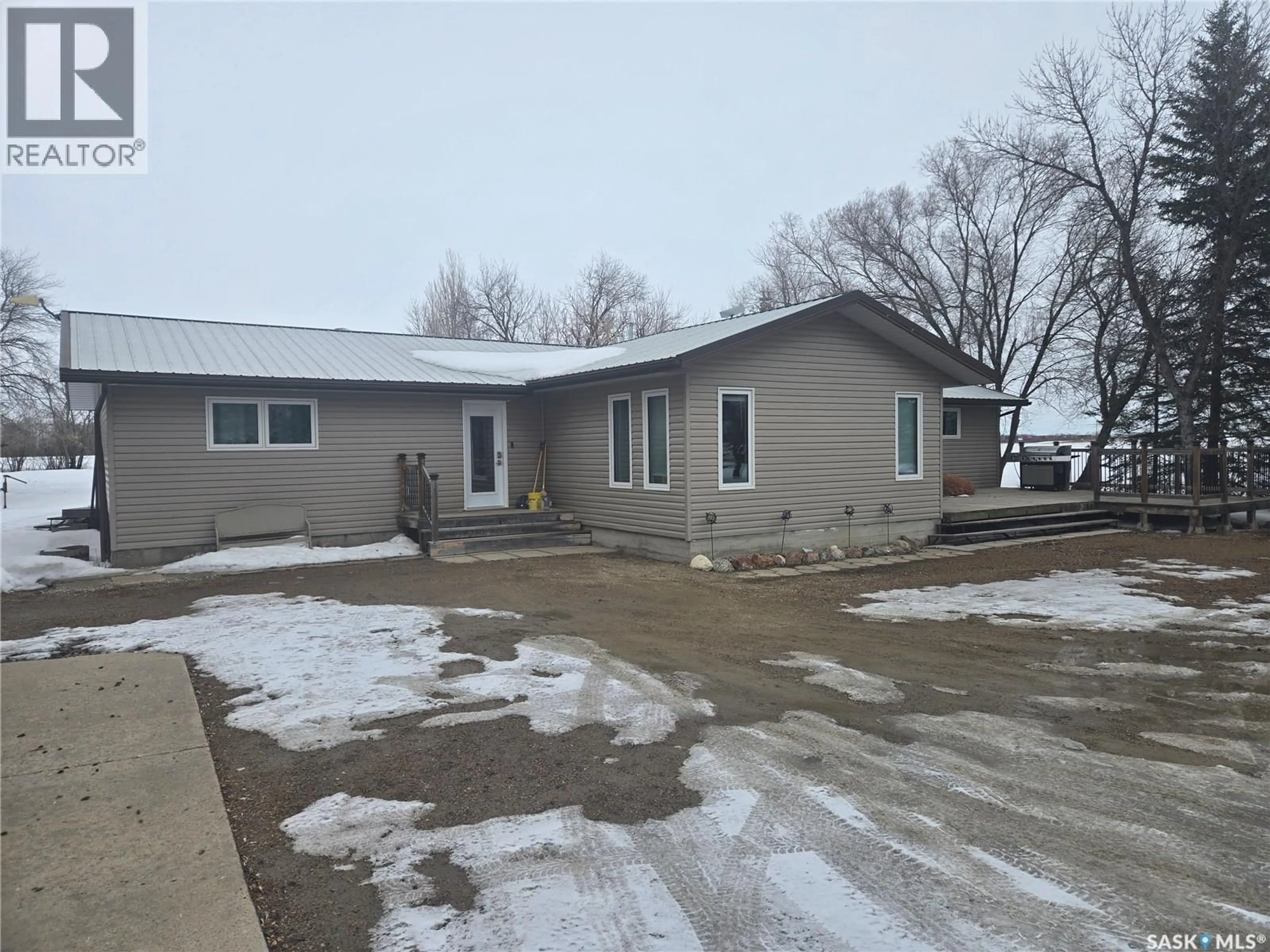 A pic from outside/outdoor area/front of a property/back of a property/a pic from drone, street for Lot - 2 HAMLET OF WESTVIEW, Melville Saskatchewan S0A2P0