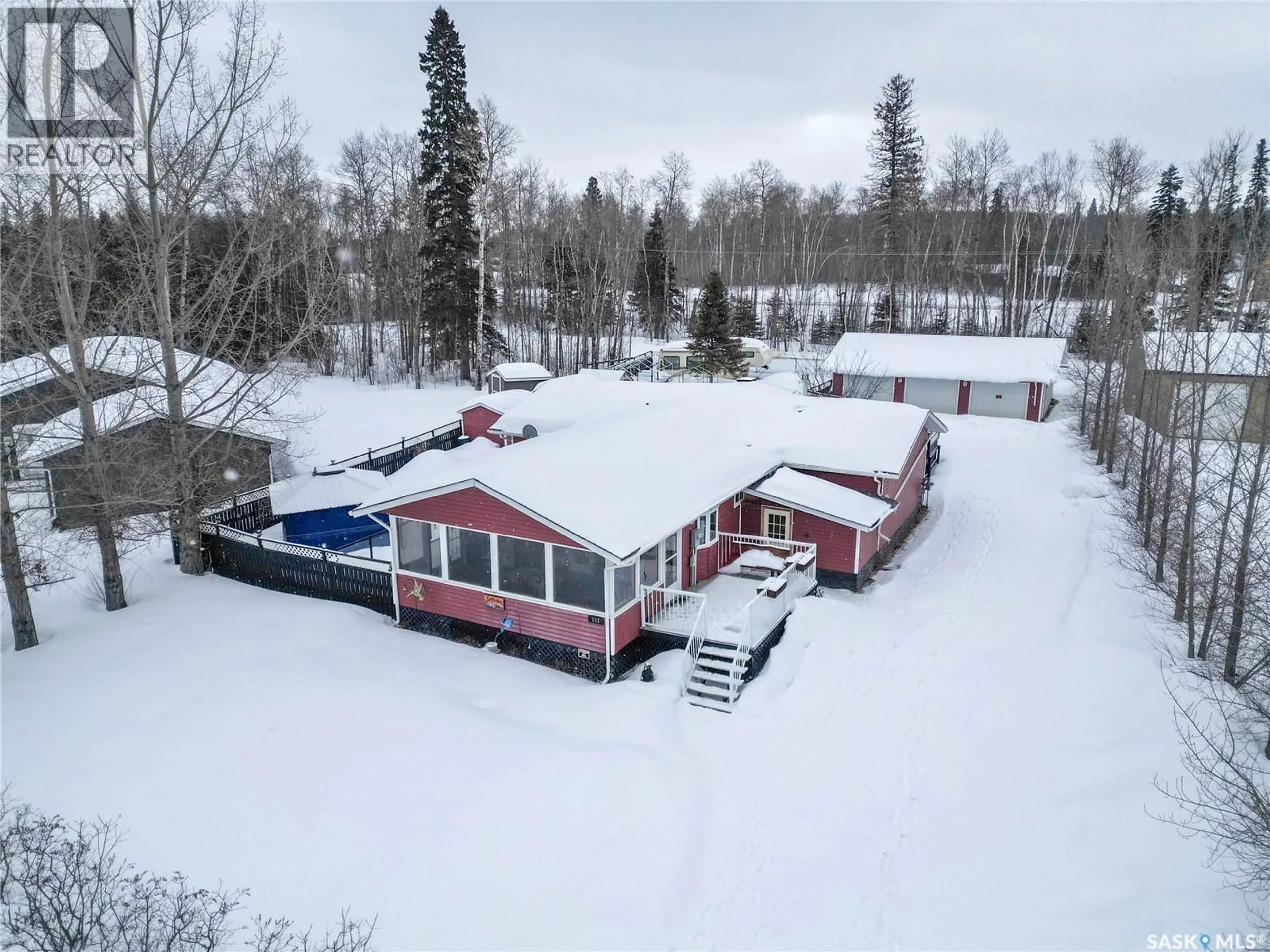 A pic from outside/outdoor area/front of a property/back of a property/a pic from drone, building for 103 CRESTVIEW DRIVE, Lakeland Rm No. 521 Saskatchewan S0J0N0