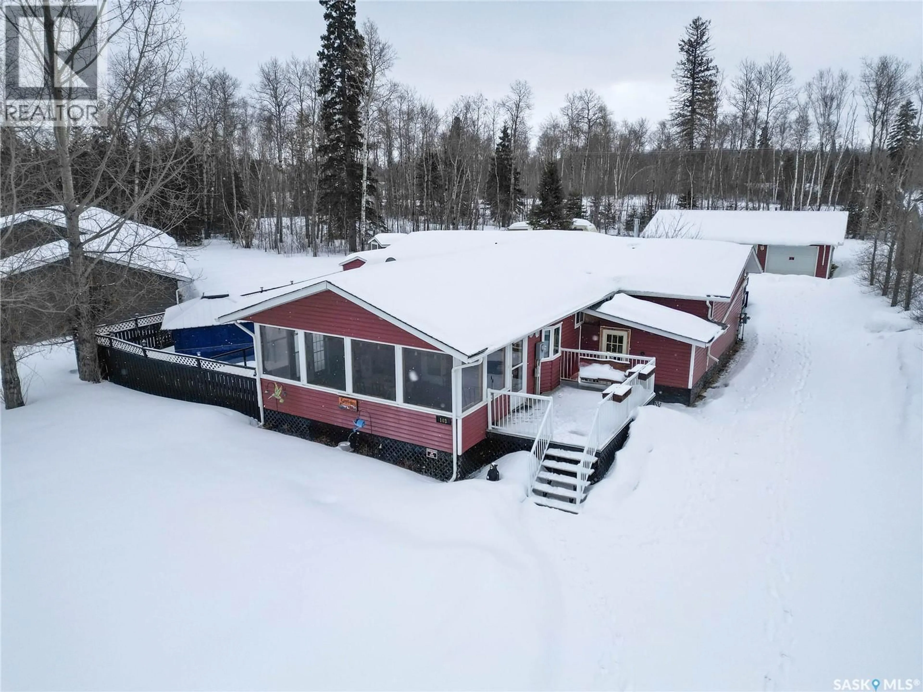 A pic from outside/outdoor area/front of a property/back of a property/a pic from drone, building for 103 CRESTVIEW DRIVE, Lakeland Rm No. 521 Saskatchewan S0J0N0