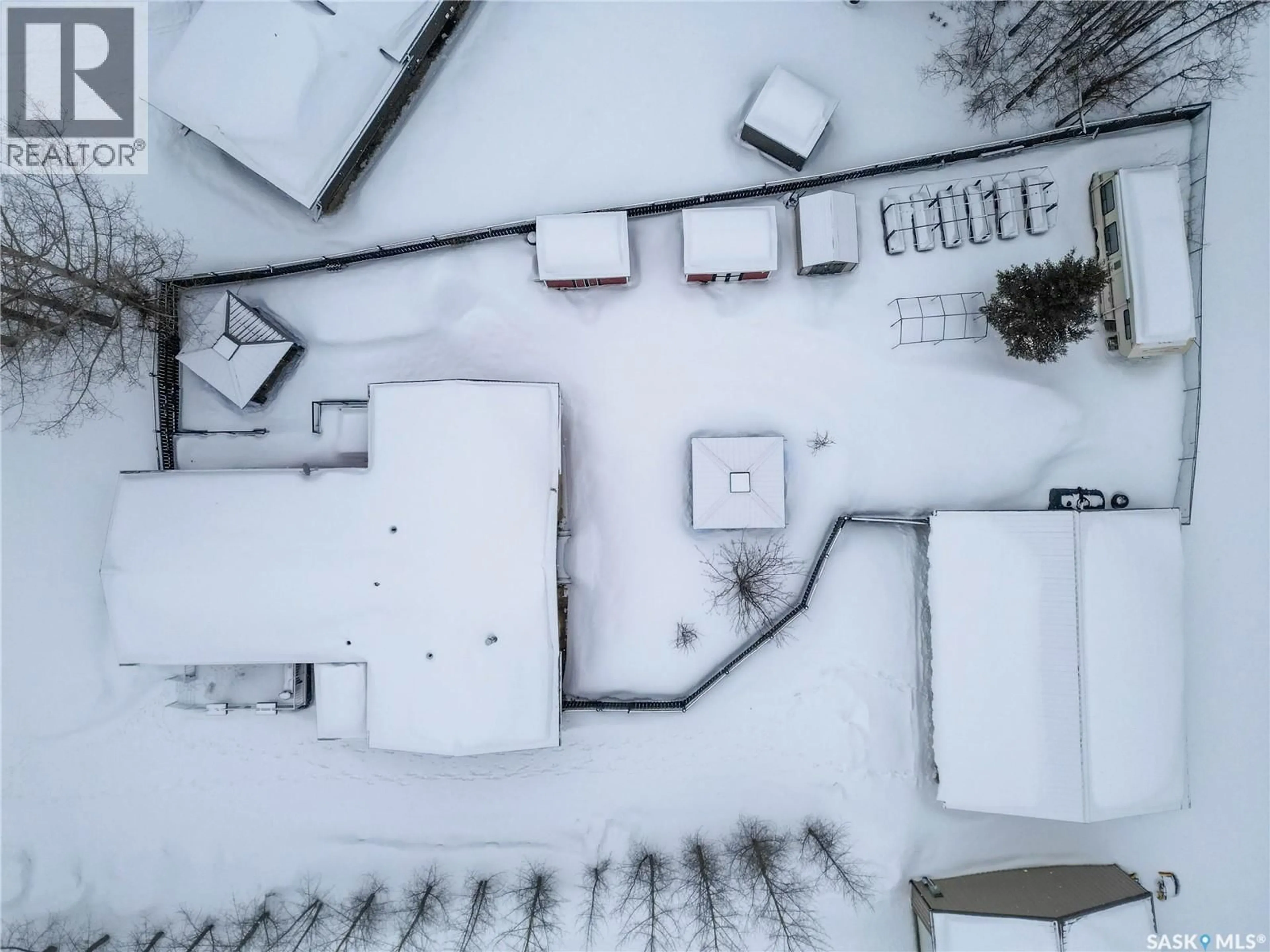 A pic from outside/outdoor area/front of a property/back of a property/a pic from drone, street for 103 CRESTVIEW DRIVE, Lakeland Rm No. 521 Saskatchewan S0J0N0