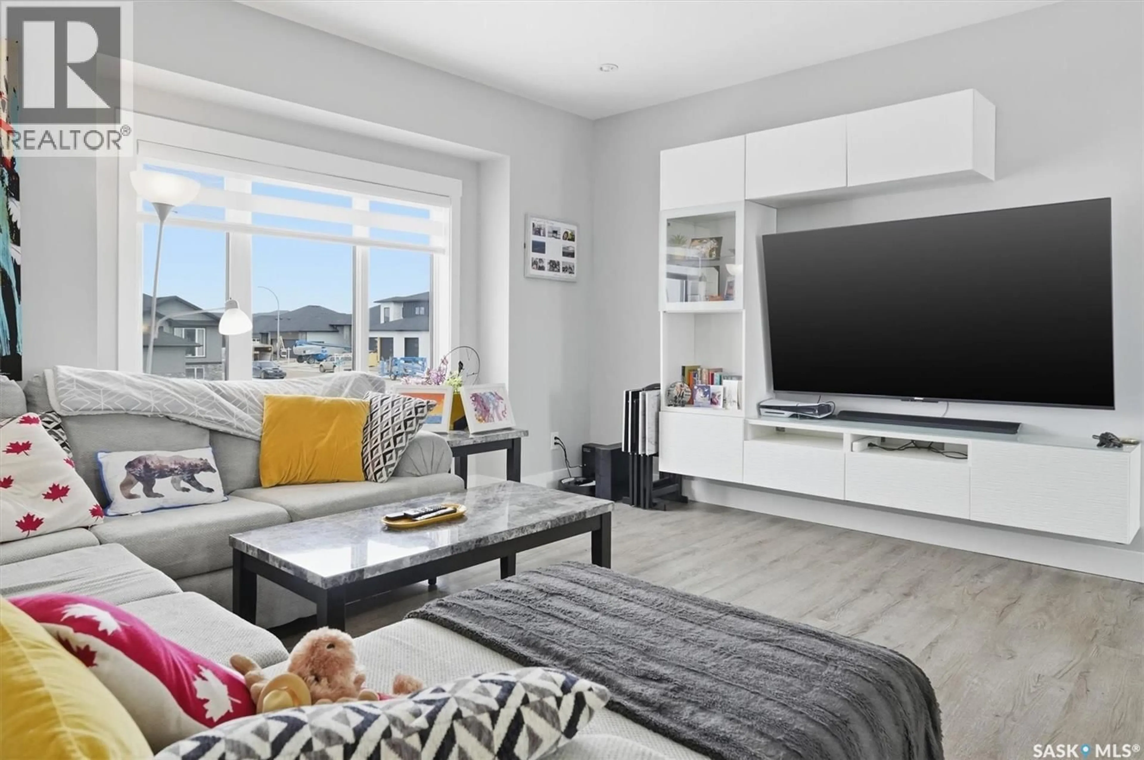 Living room with furniture, unknown for 806 1ST AVENUE N, Warman Saskatchewan S0K4S0