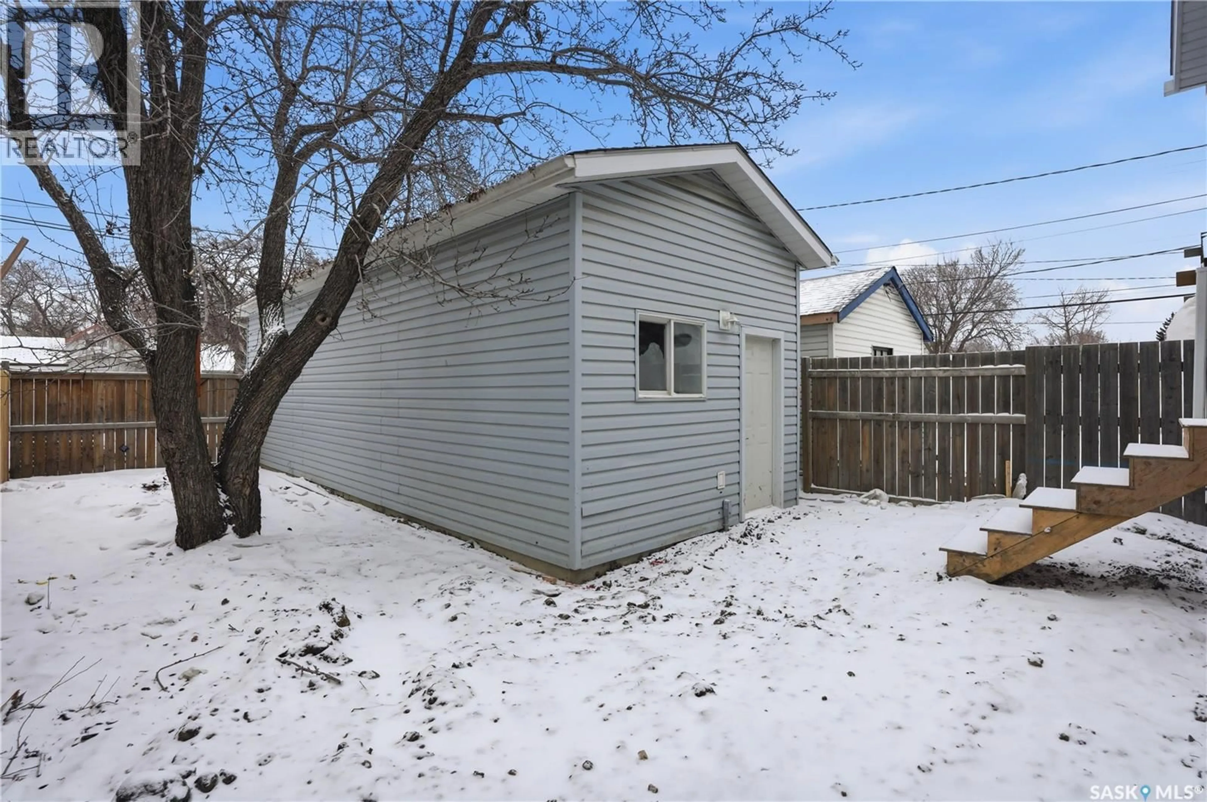 Shed for 1218 G AVENUE, Saskatoon Saskatchewan S7L2A4