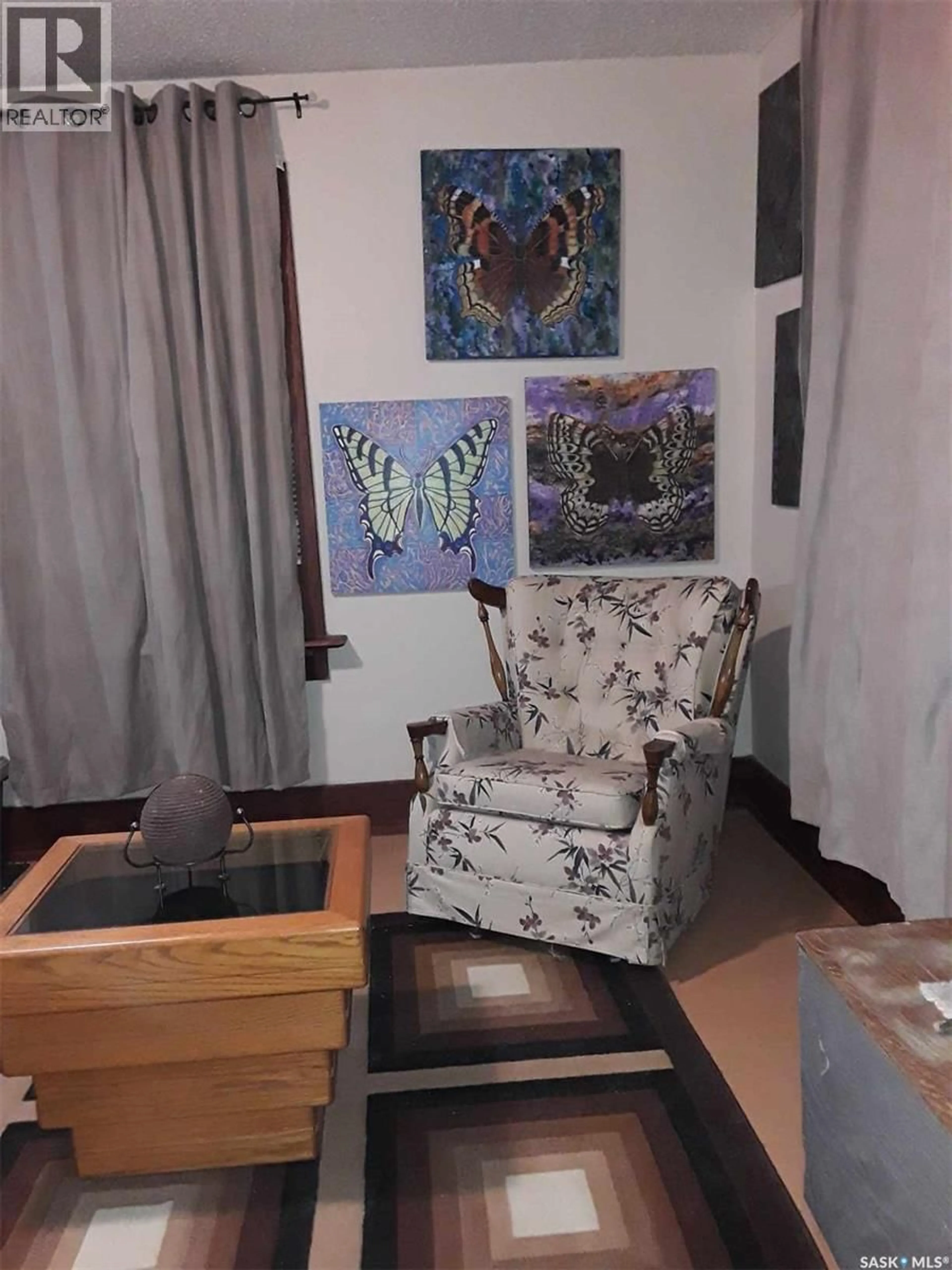 Living room with furniture, unknown for 34-24 W2 NW1, Usborne Rm No. 310 Saskatchewan S0K1W0