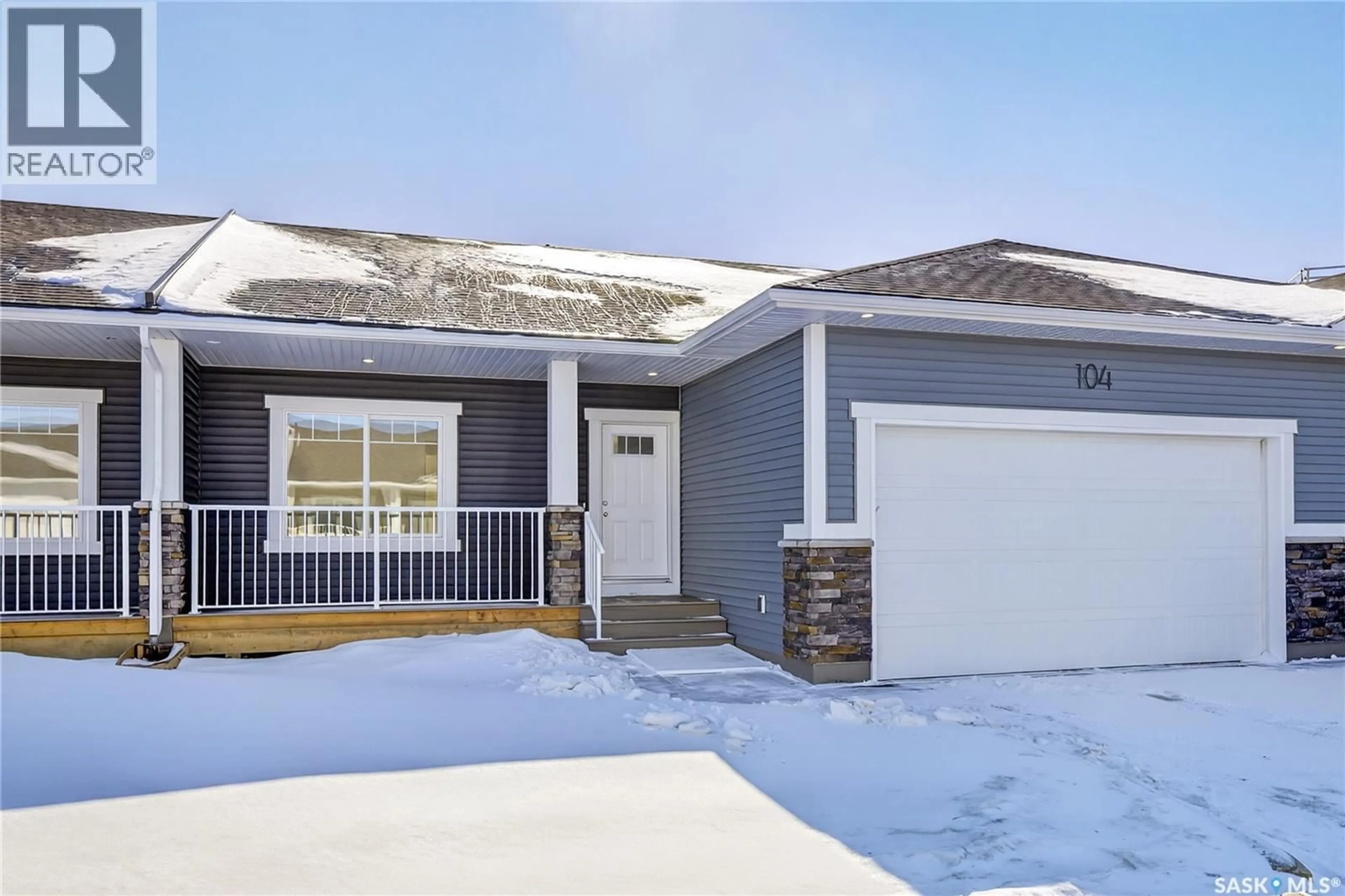 Home with vinyl exterior material, street for 104 150 MIROND ROAD, Martensville Saskatchewan S0K2T1
