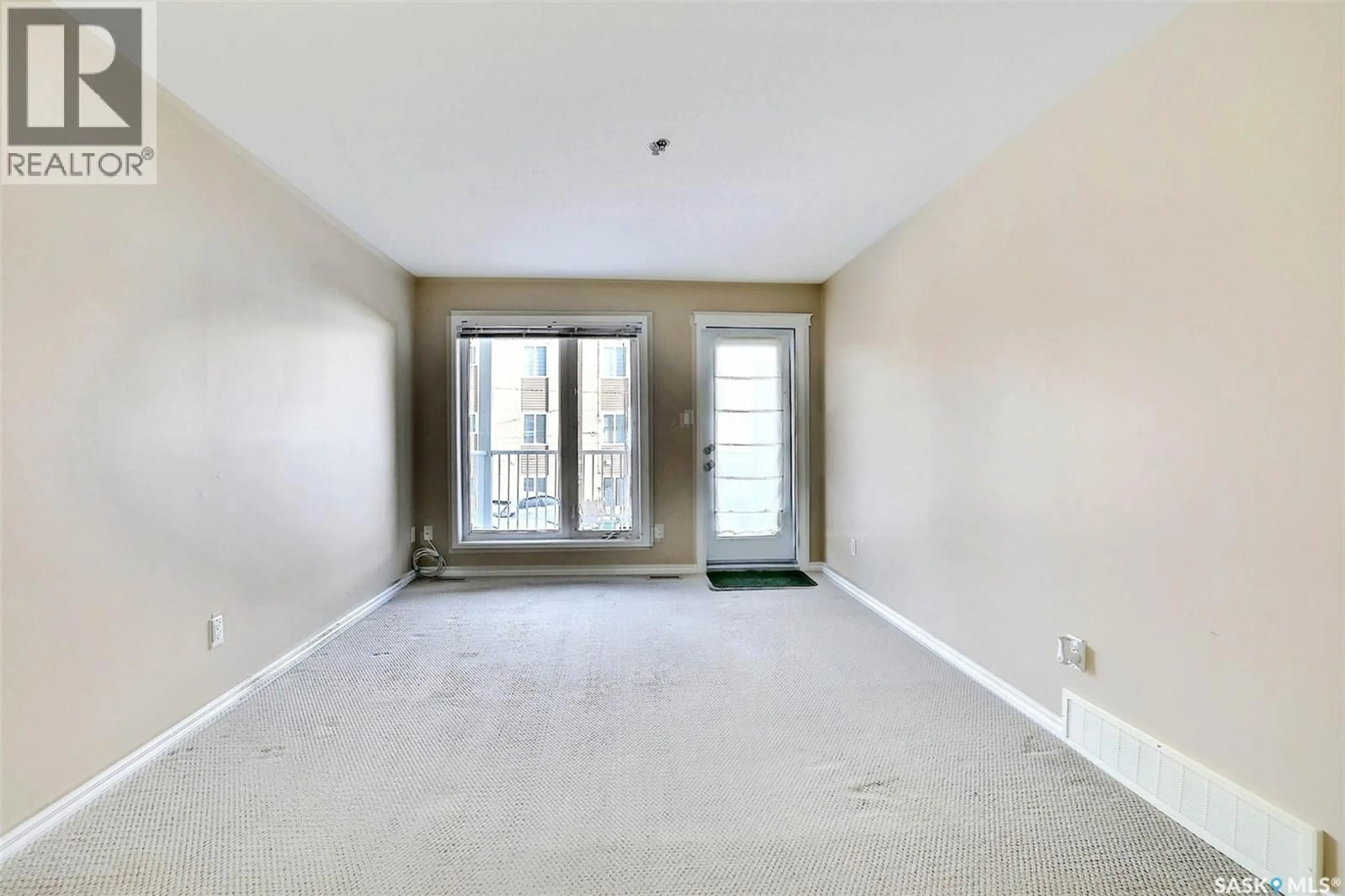 A pic of a room for 205 - 3946 ROBINSON STREET, Regina Saskatchewan S4S3C8