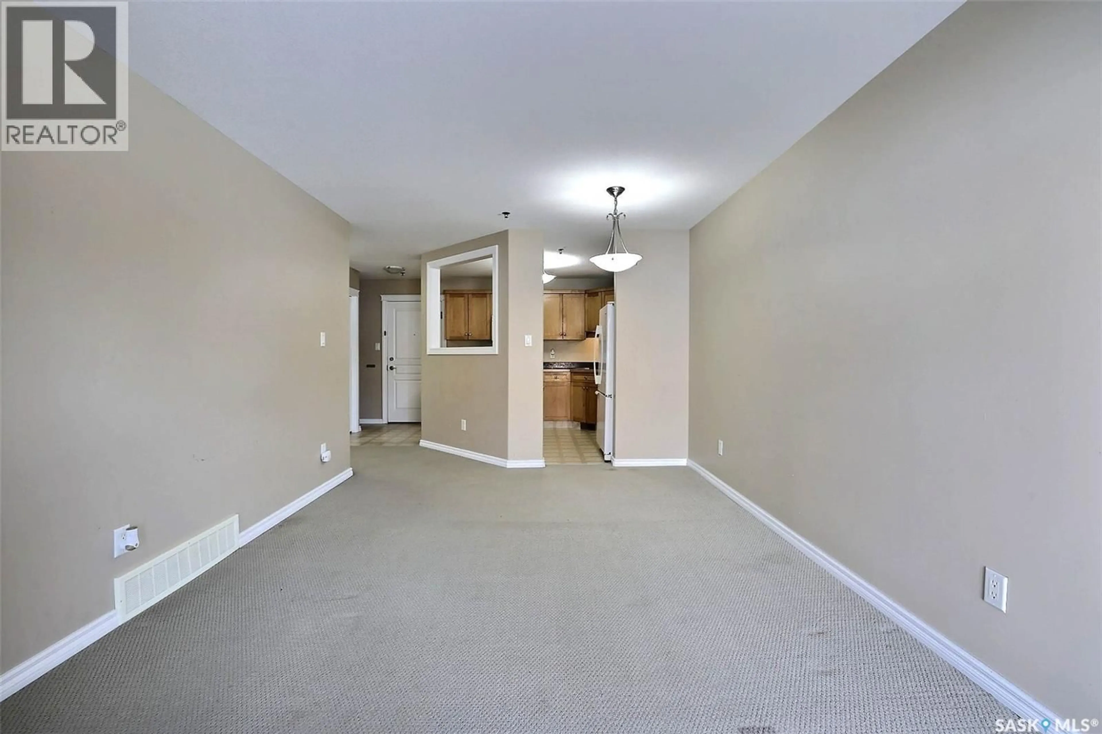 A pic of a room for 205 - 3946 ROBINSON STREET, Regina Saskatchewan S4S3C8