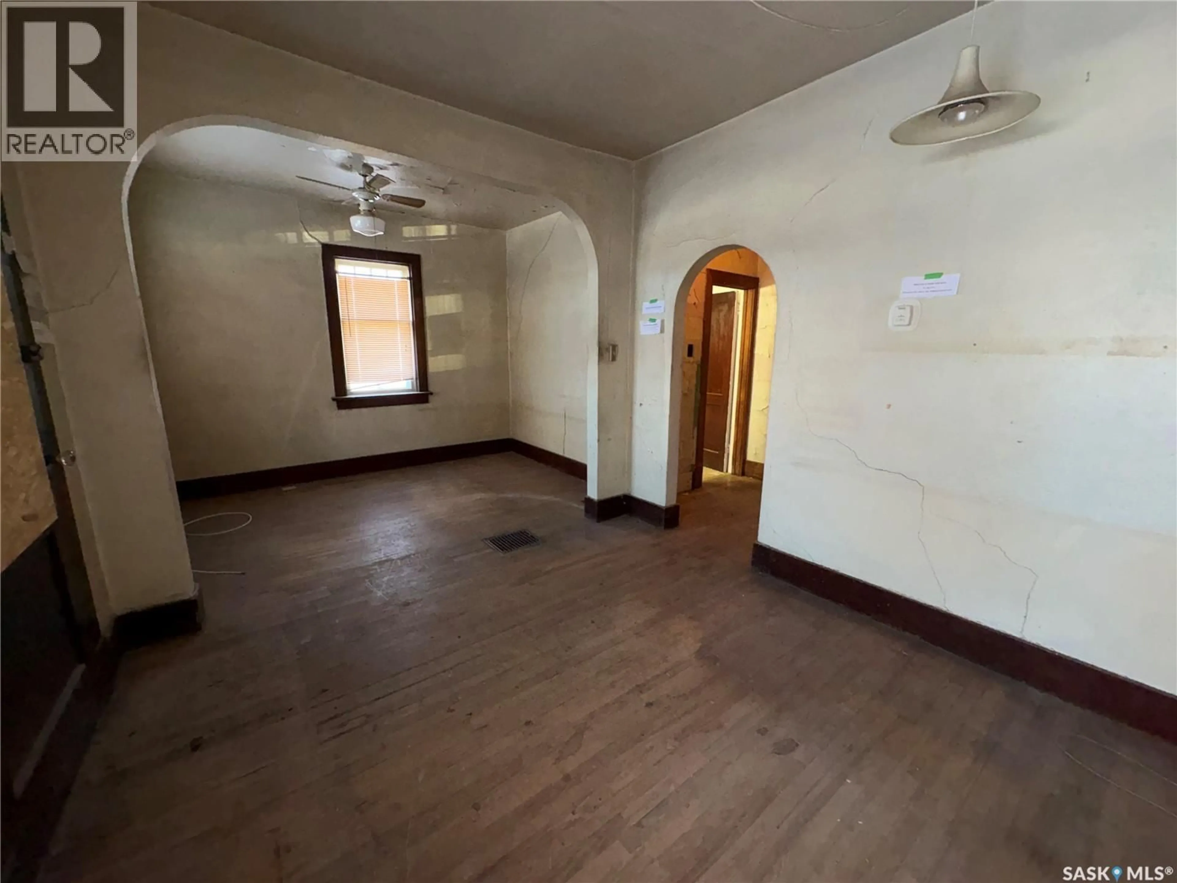 A pic of a room for 1703 MONTREAL STREET, Regina Saskatchewan S4P1K8