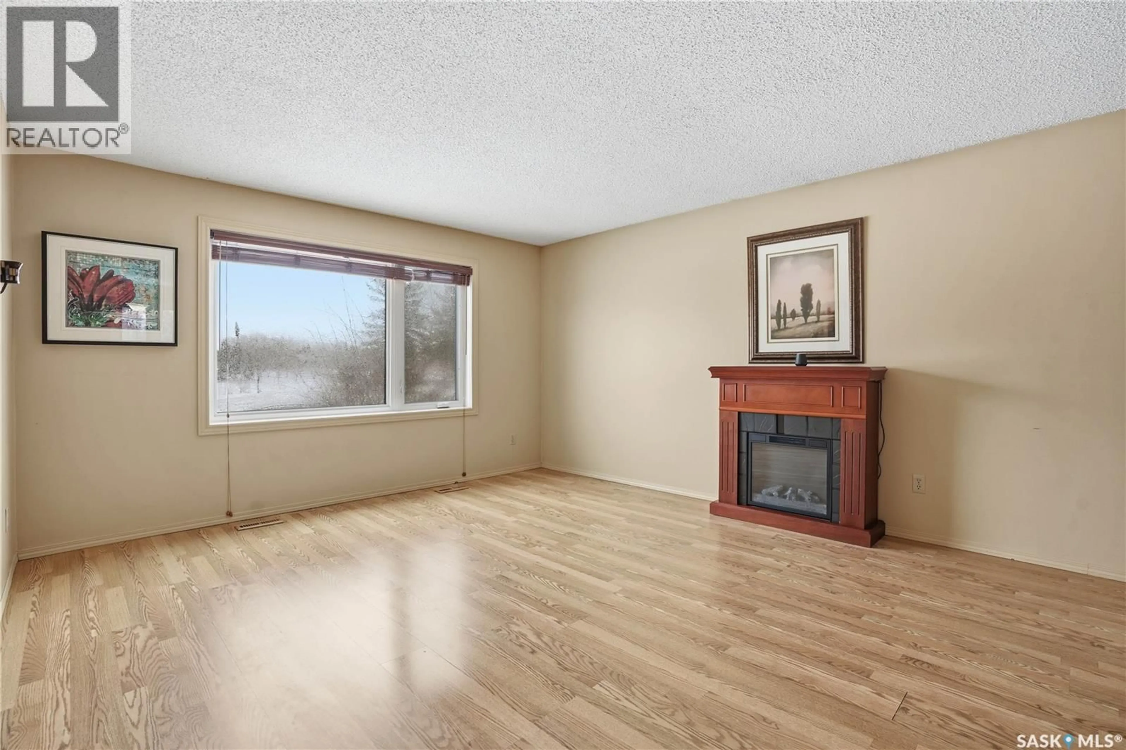 A pic of a room for 6914 CUNNINGHAM DRIVE, Regina Saskatchewan S4X3V6