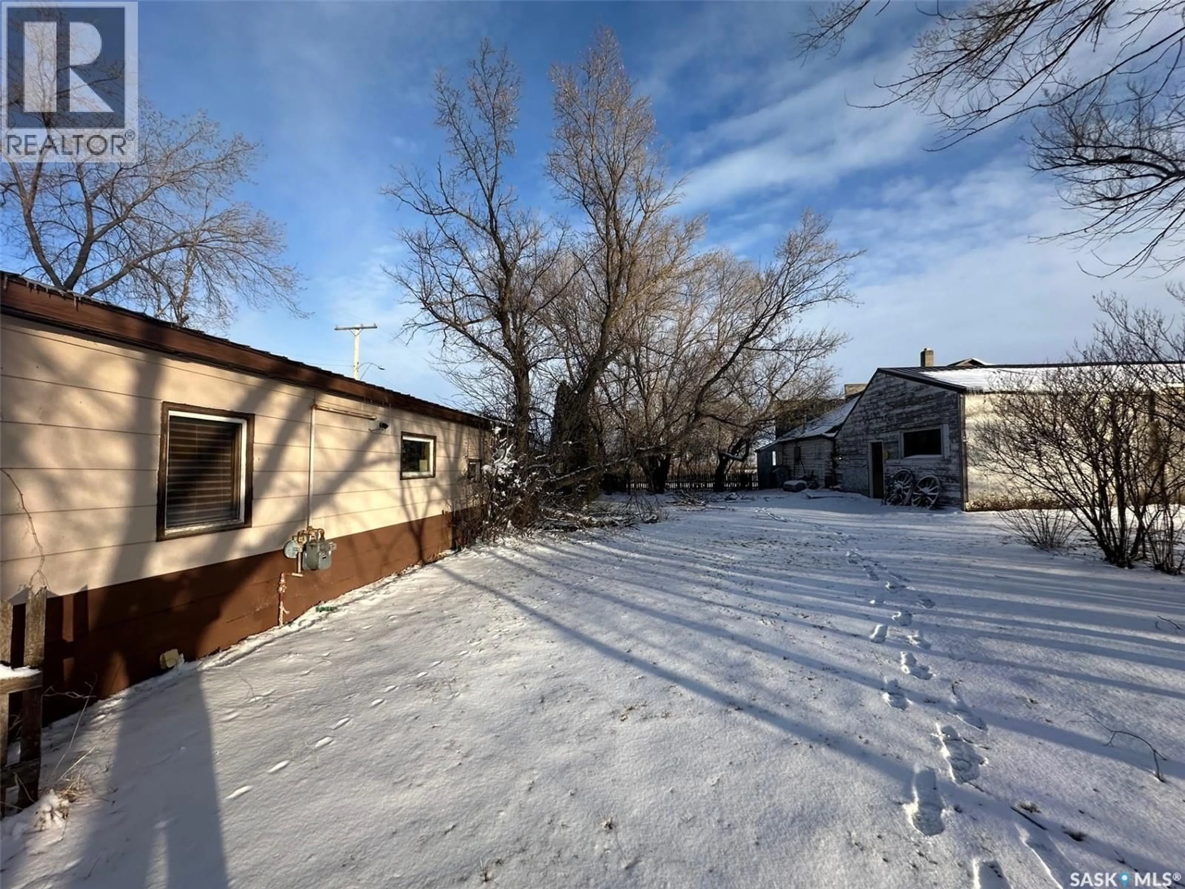 A pic from outside/outdoor area/front of a property/back of a property/a pic from drone, street for 6 CENTRE STREET, Poplar Valley Rm No. 12 Saskatchewan S0H1N0