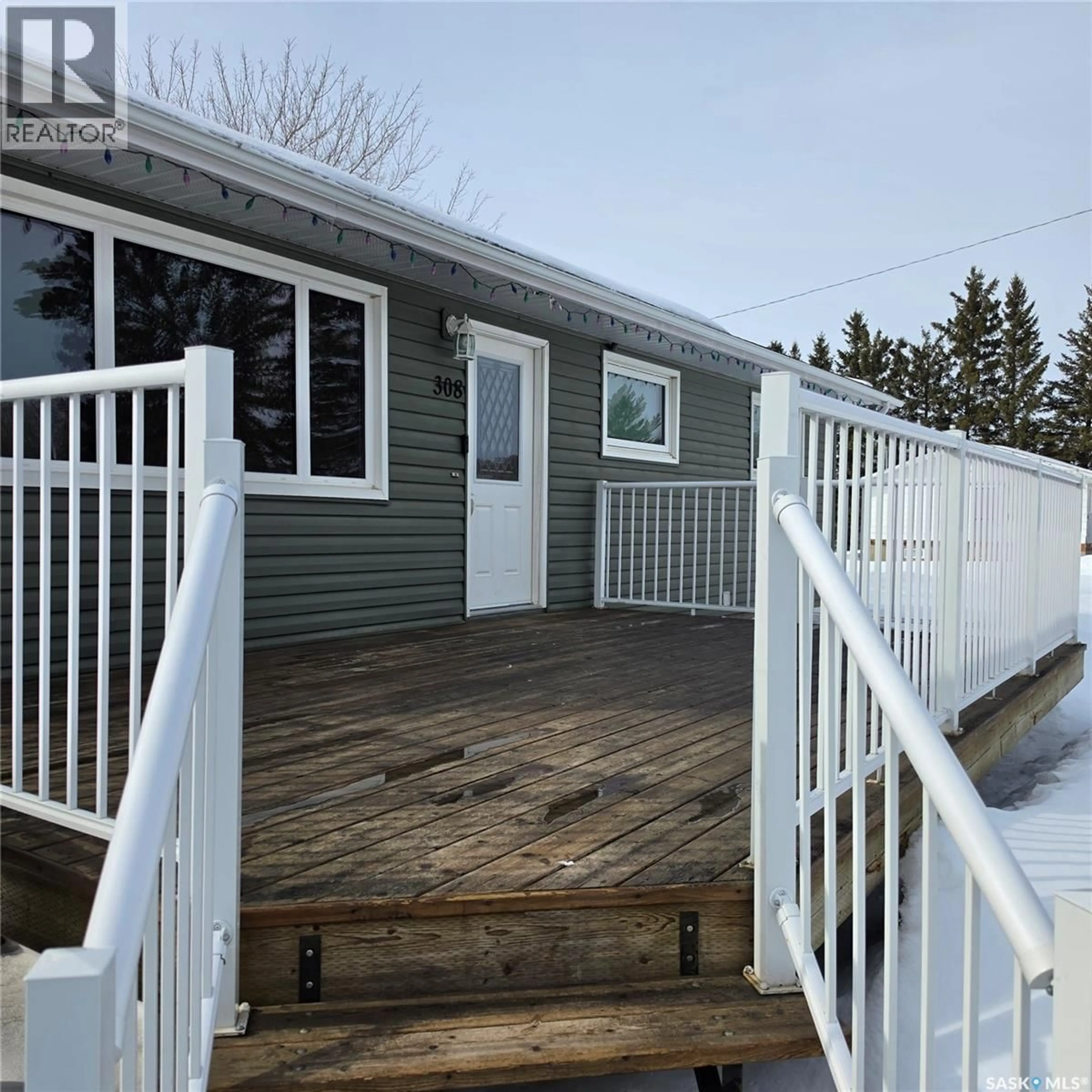 Unknown for 308 MAIN STREET, Lintlaw Saskatchewan S0A2H0