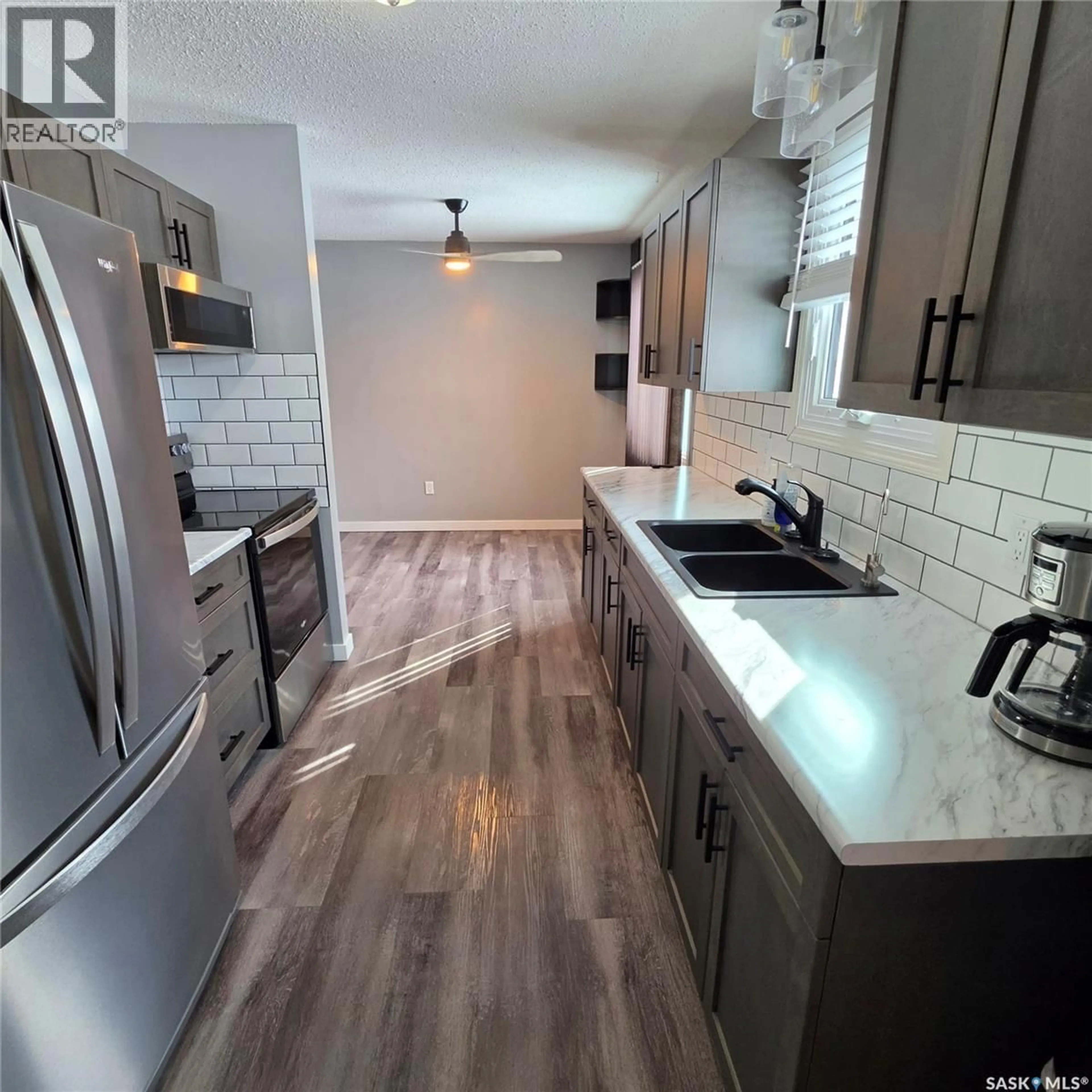 Open concept kitchen, unknown for 308 MAIN STREET, Lintlaw Saskatchewan S0A2H0