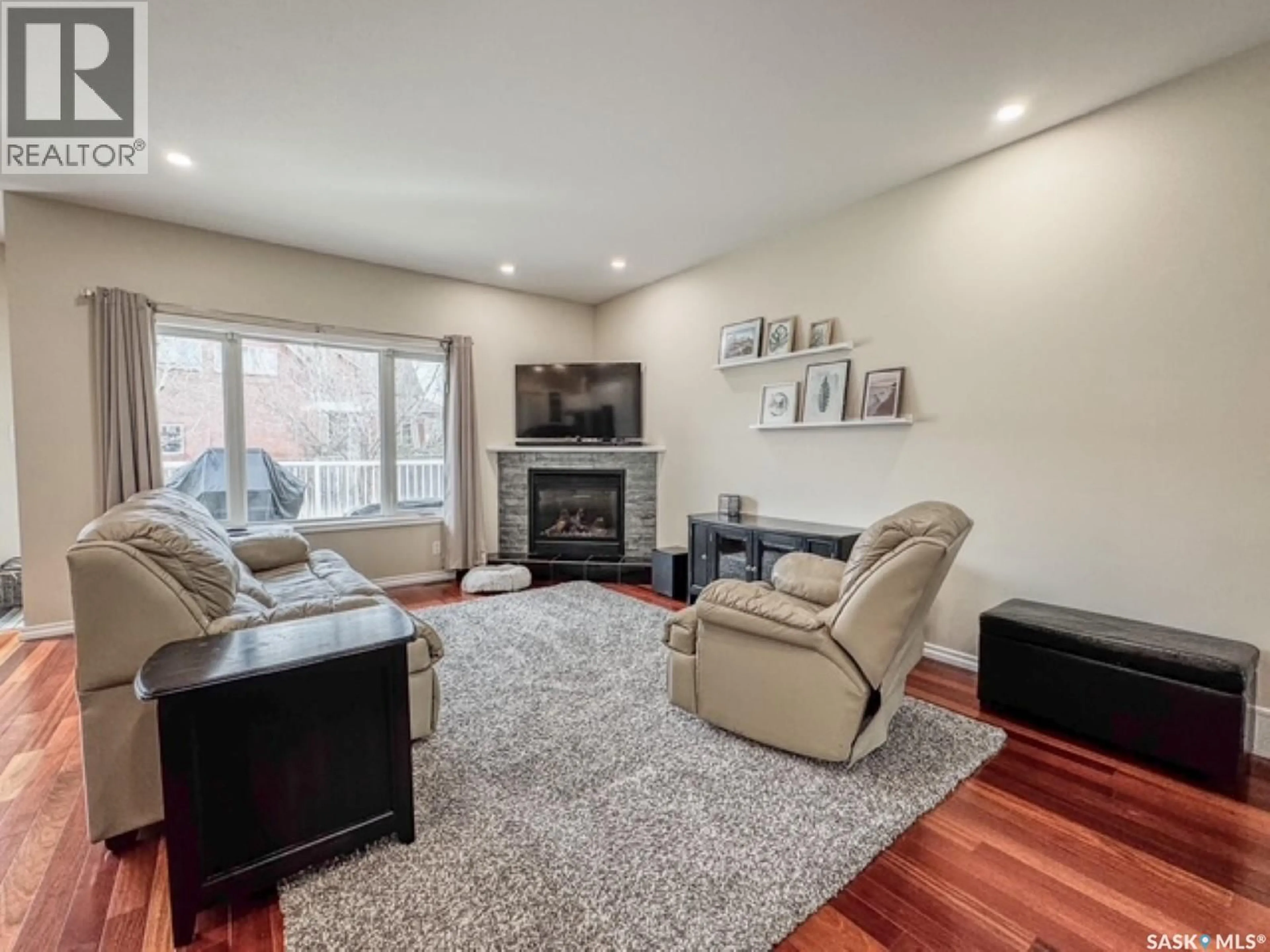 Living room with furniture, unknown for 520 PALLISER DRIVE, Swift Current Saskatchewan S9H5C5