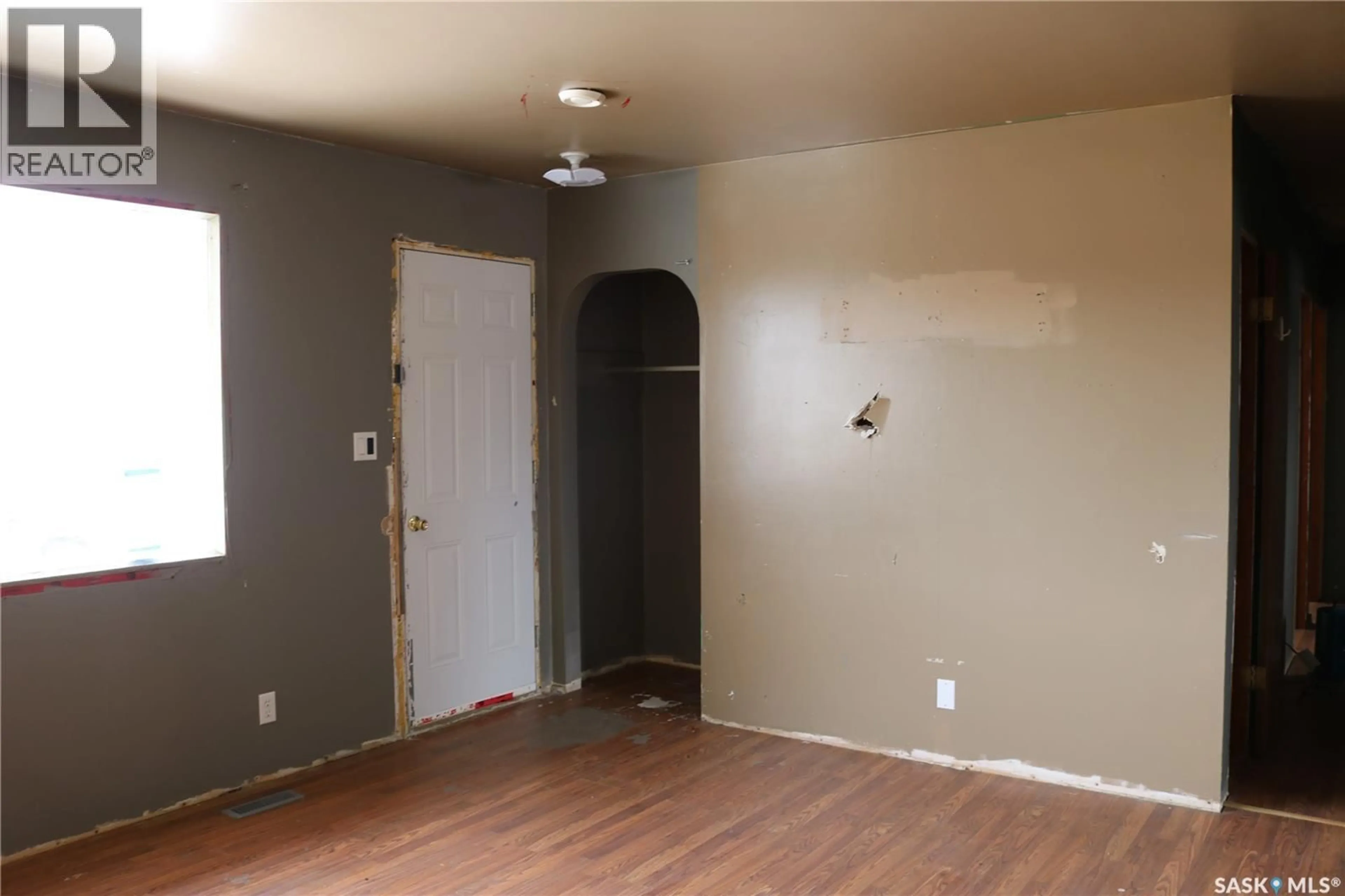 A pic of a room for 912 LALONDE STREET, Whitewood Saskatchewan S0G5C0