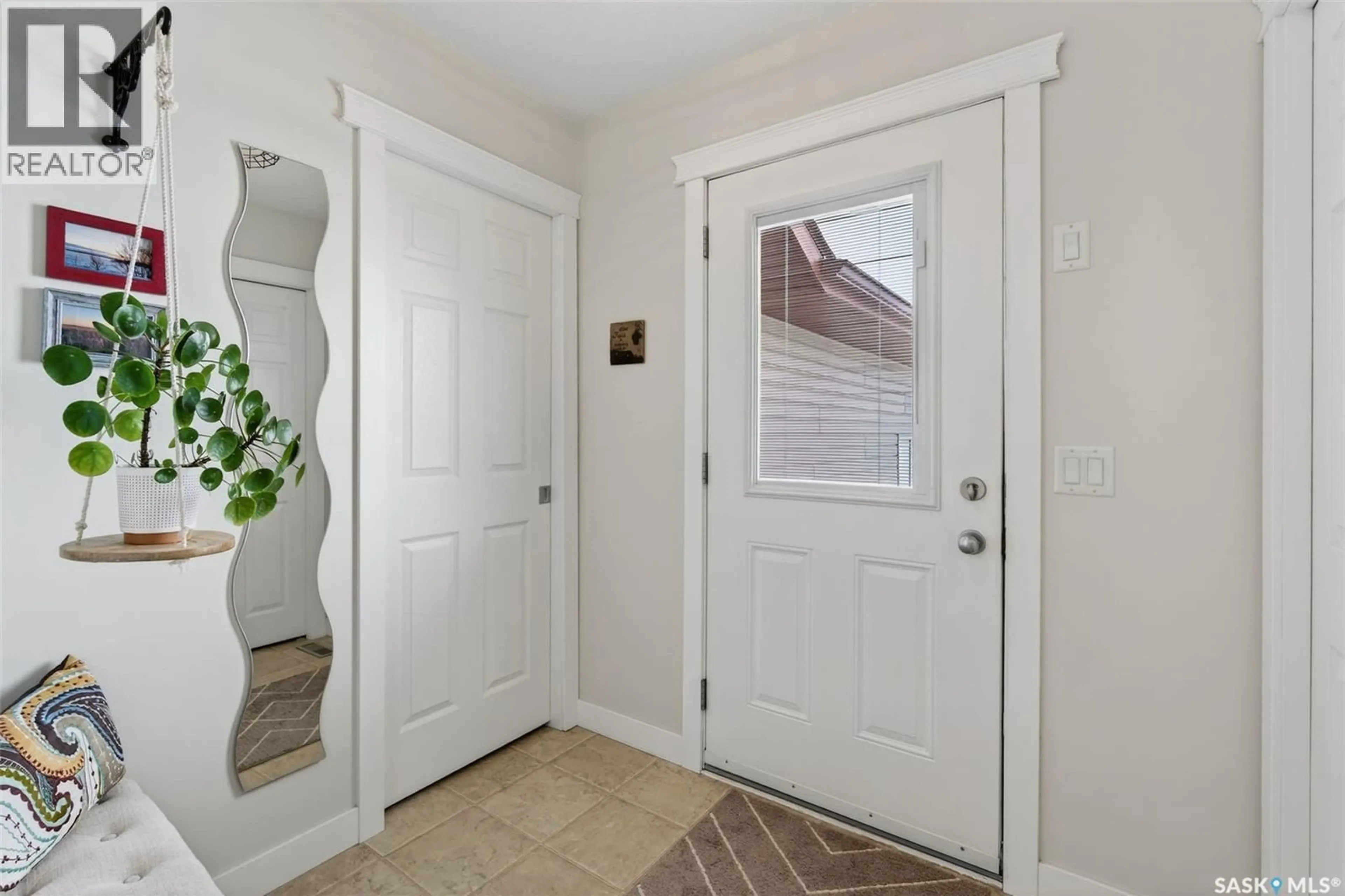 Indoor entryway for 3 HUMBOLDT LAKE DRIVE, Humboldt Rm No. 370 Saskatchewan S0K2A0