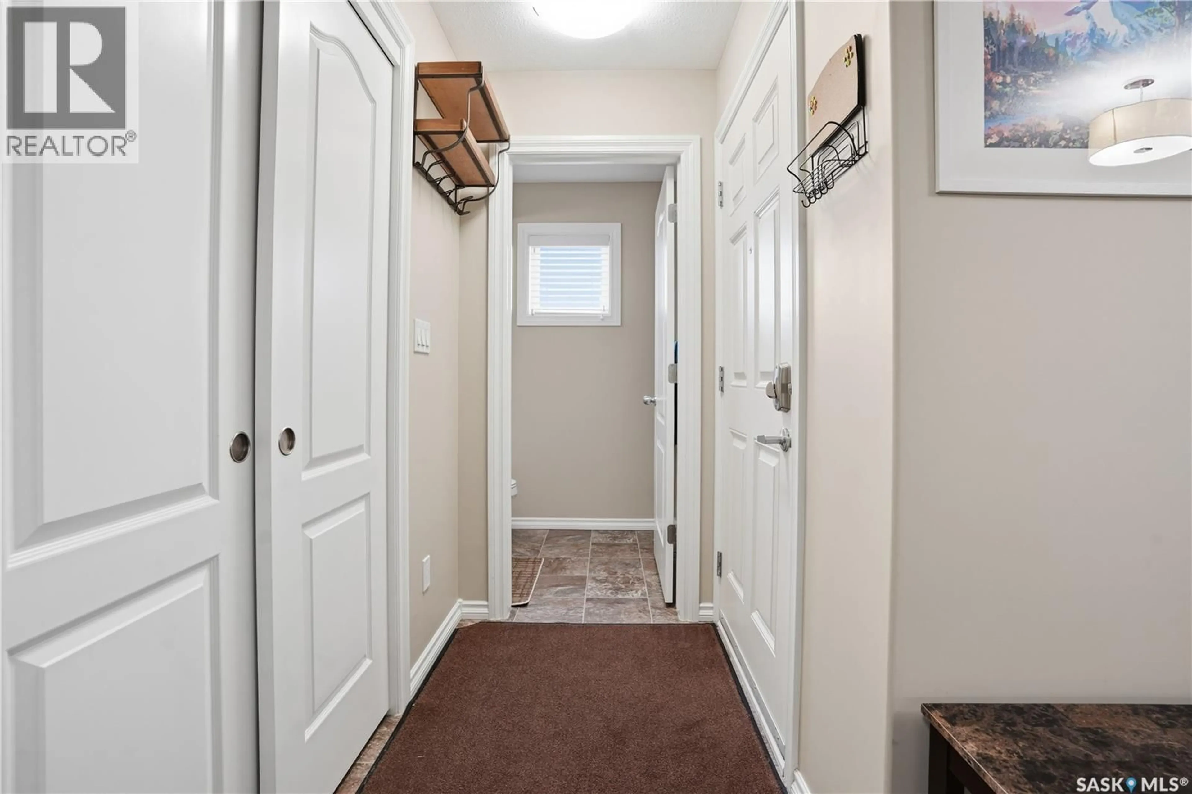 Indoor entryway for 3477 ELGAARD DRIVE, Regina Saskatchewan S4X0N4