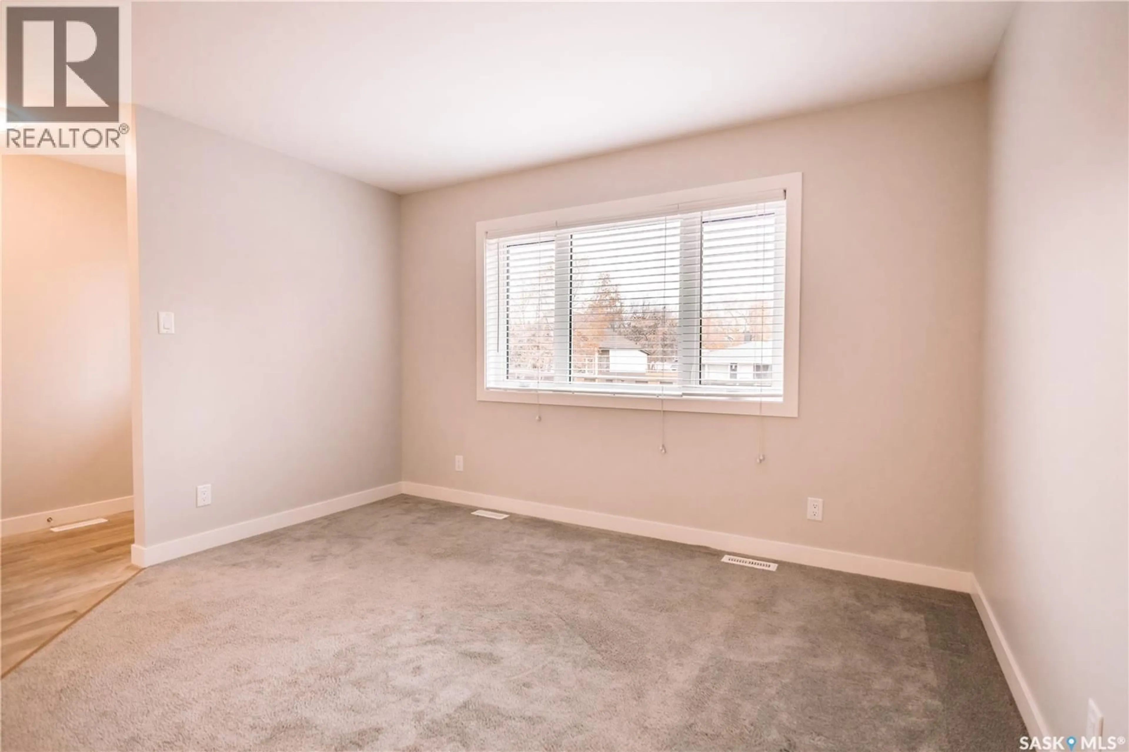 A pic of a room for 455 TORONTO STREET, Regina Saskatchewan S4R1M5