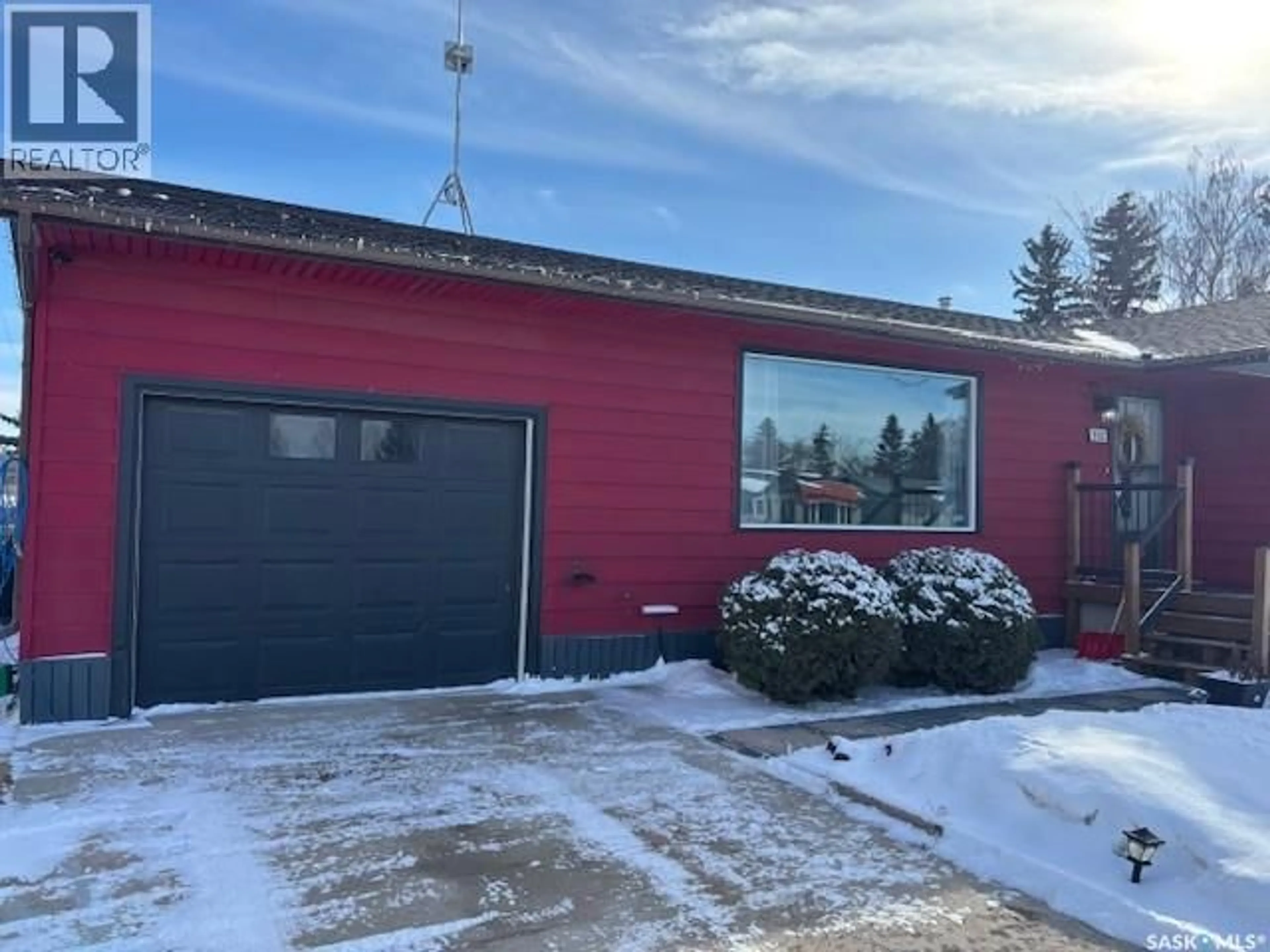 Unknown for 902 N AVENUE N, Perdue Saskatchewan S0K3C0