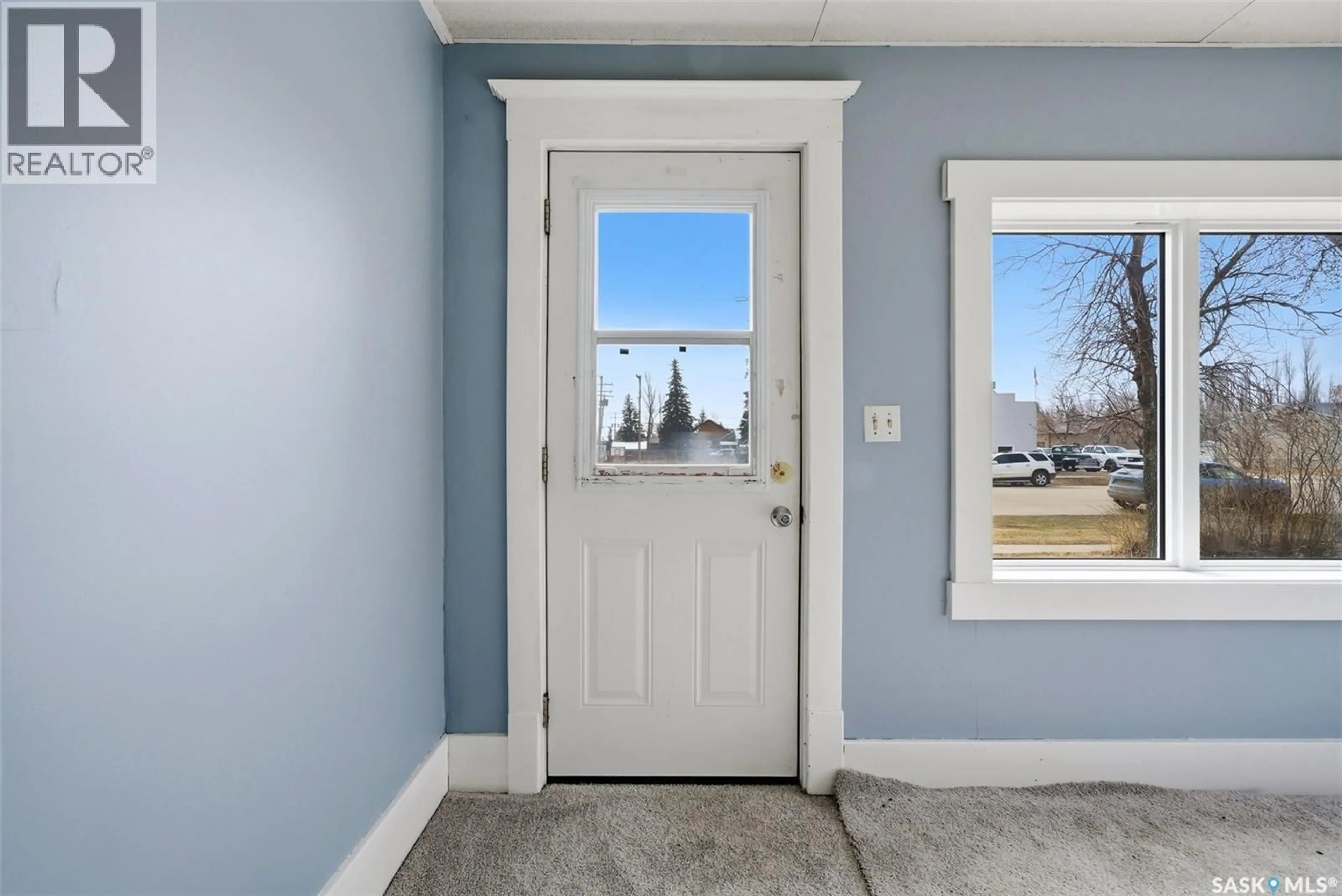 Indoor entryway for 304 MAIN STREET, Avonlea Saskatchewan S0H0C0