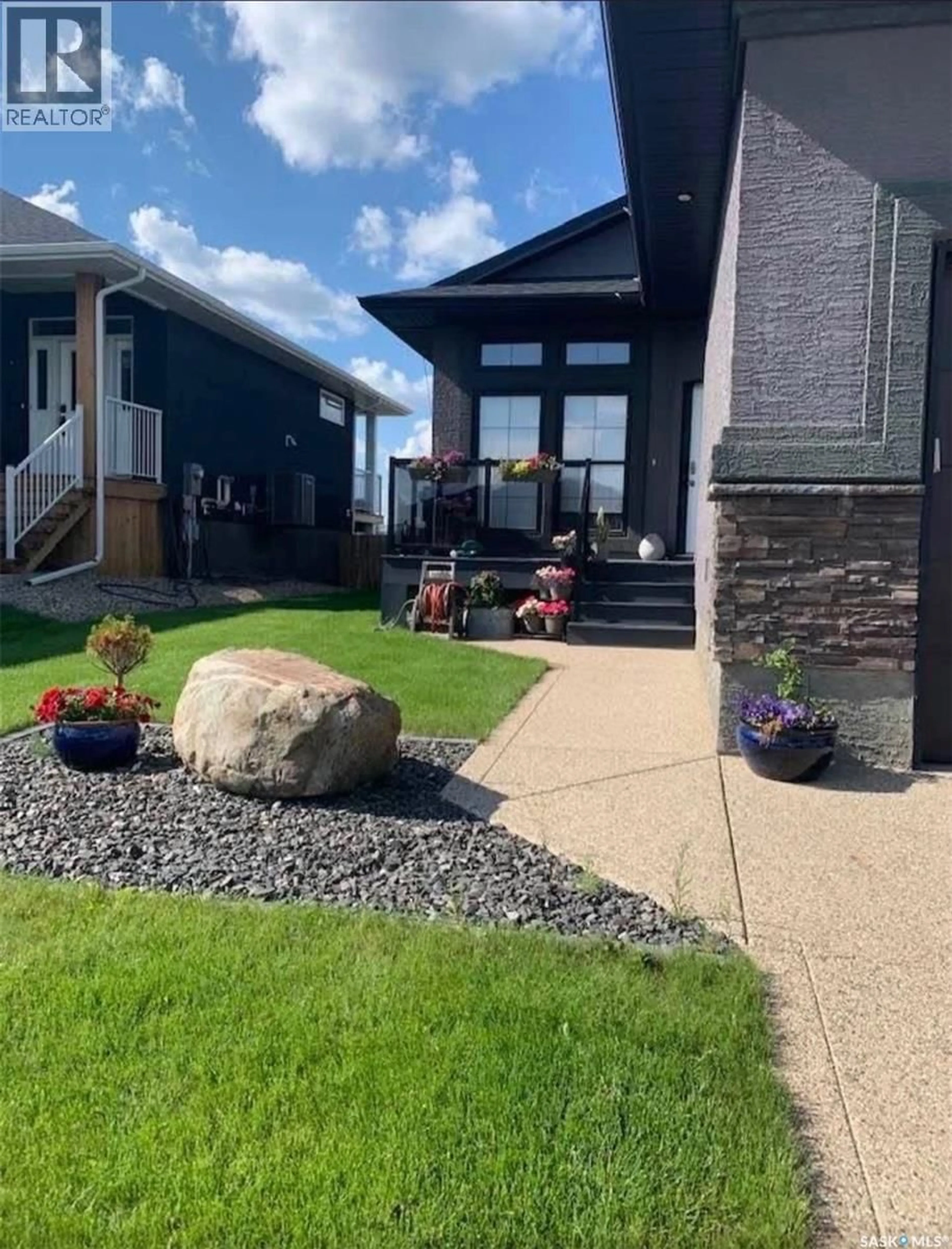 Unknown for 635 ASPEN CRESCENT, Pilot Butte Saskatchewan S0G3Z0