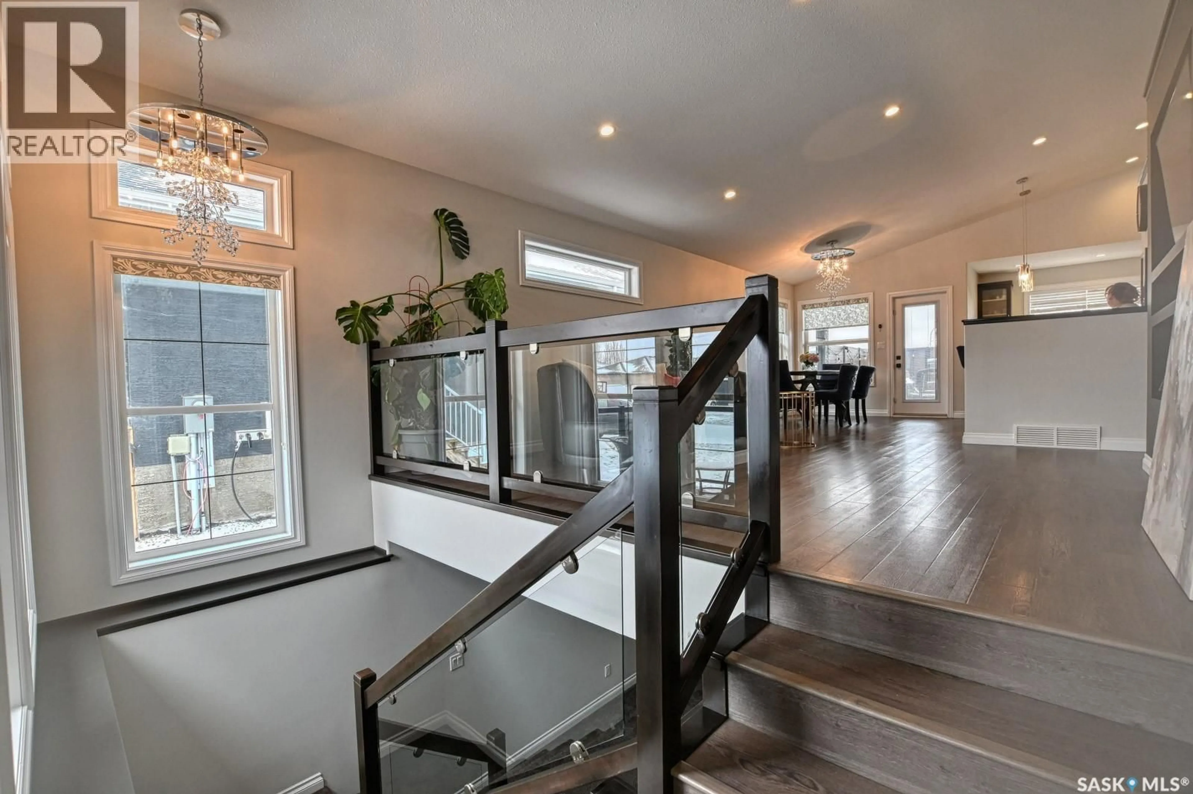 Indoor entryway for 635 ASPEN CRESCENT, Pilot Butte Saskatchewan S0G3Z0