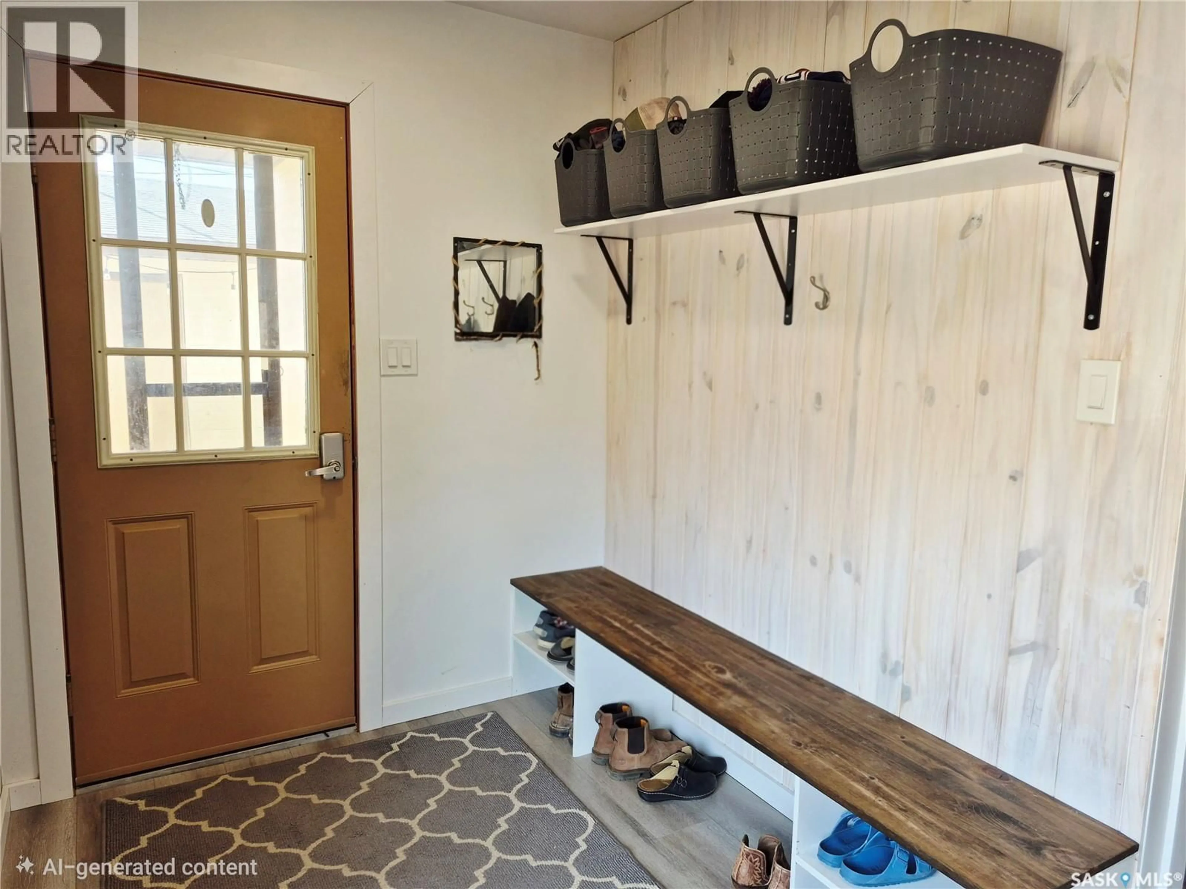 Indoor entryway for 409 5TH AVENUE, Swift Current Saskatchewan S9H3N5