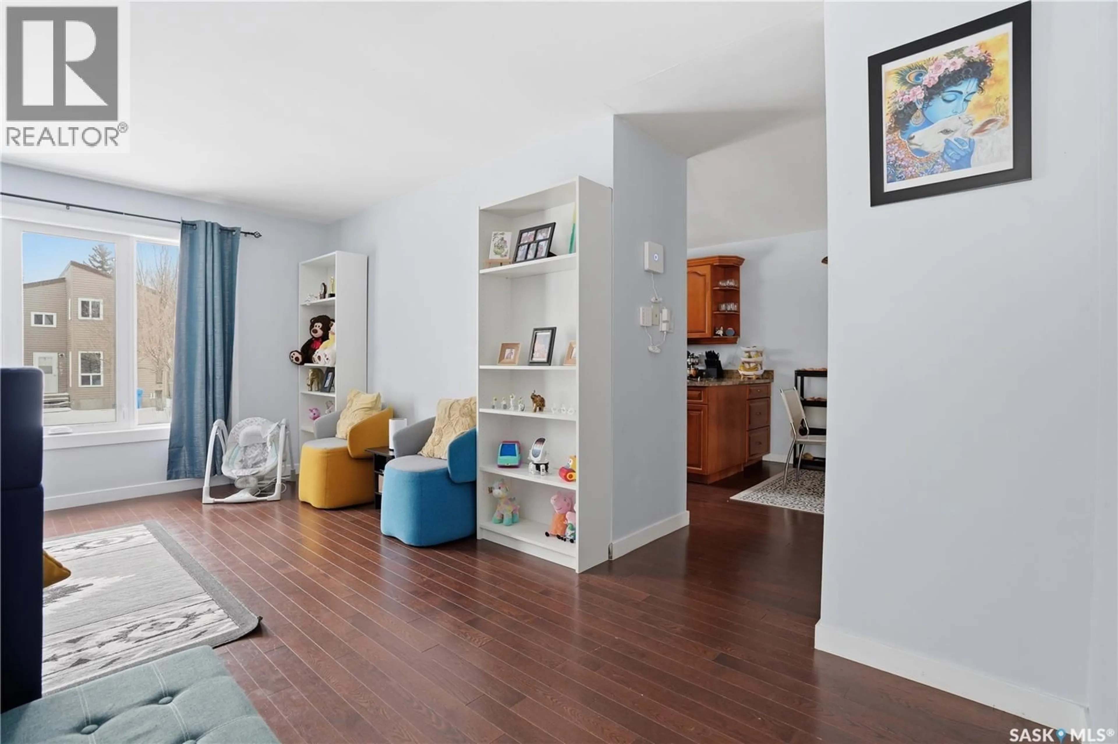 Living room with furniture, unknown for 6606 DALGLIESH DRIVE, Regina Saskatchewan S4X2W6