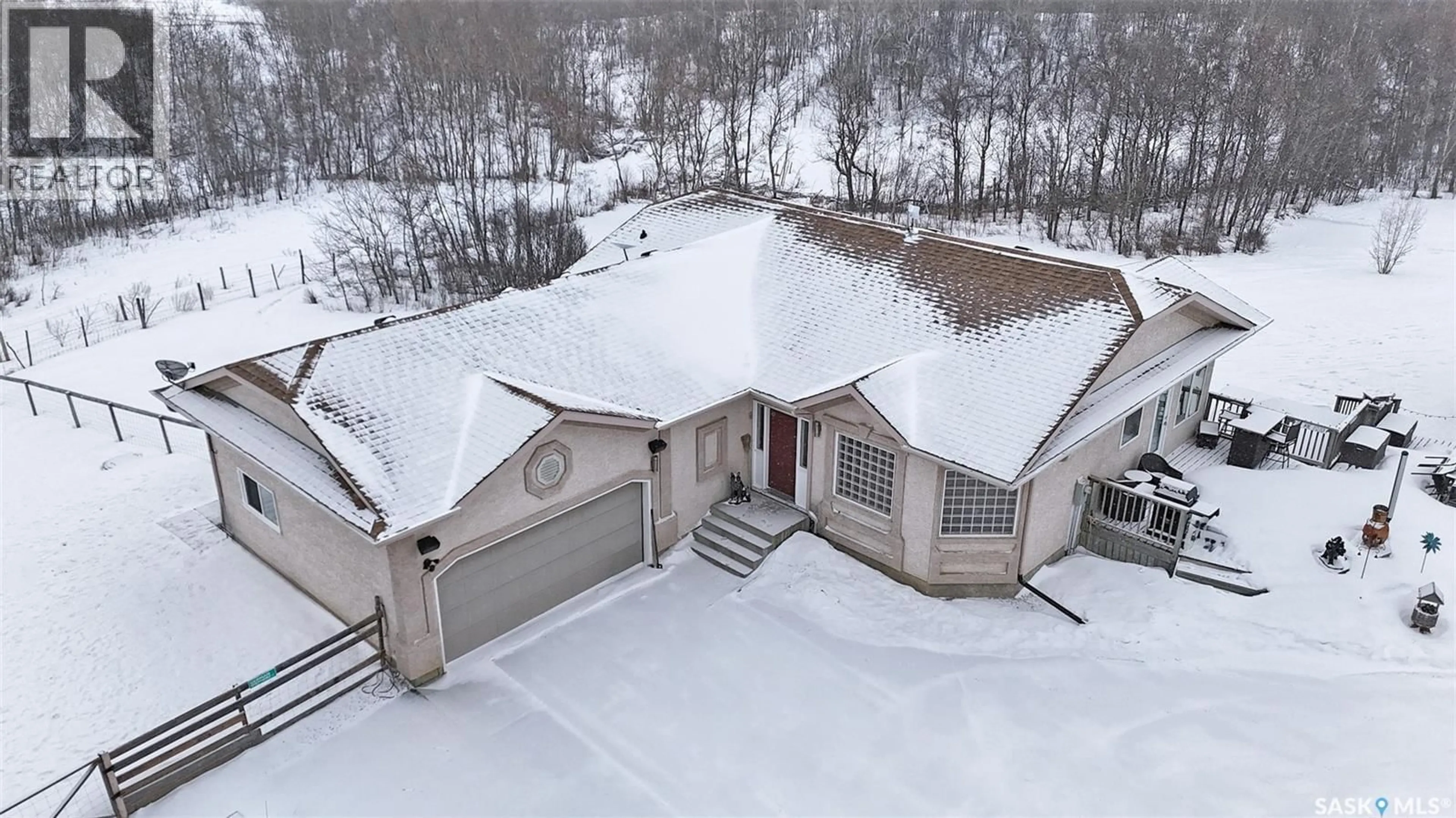 A pic from outside/outdoor area/front of a property/back of a property/a pic from drone, building for 109 WILLOW ROAD, Aberdeen Rm No. 373 Saskatchewan S7A0A4