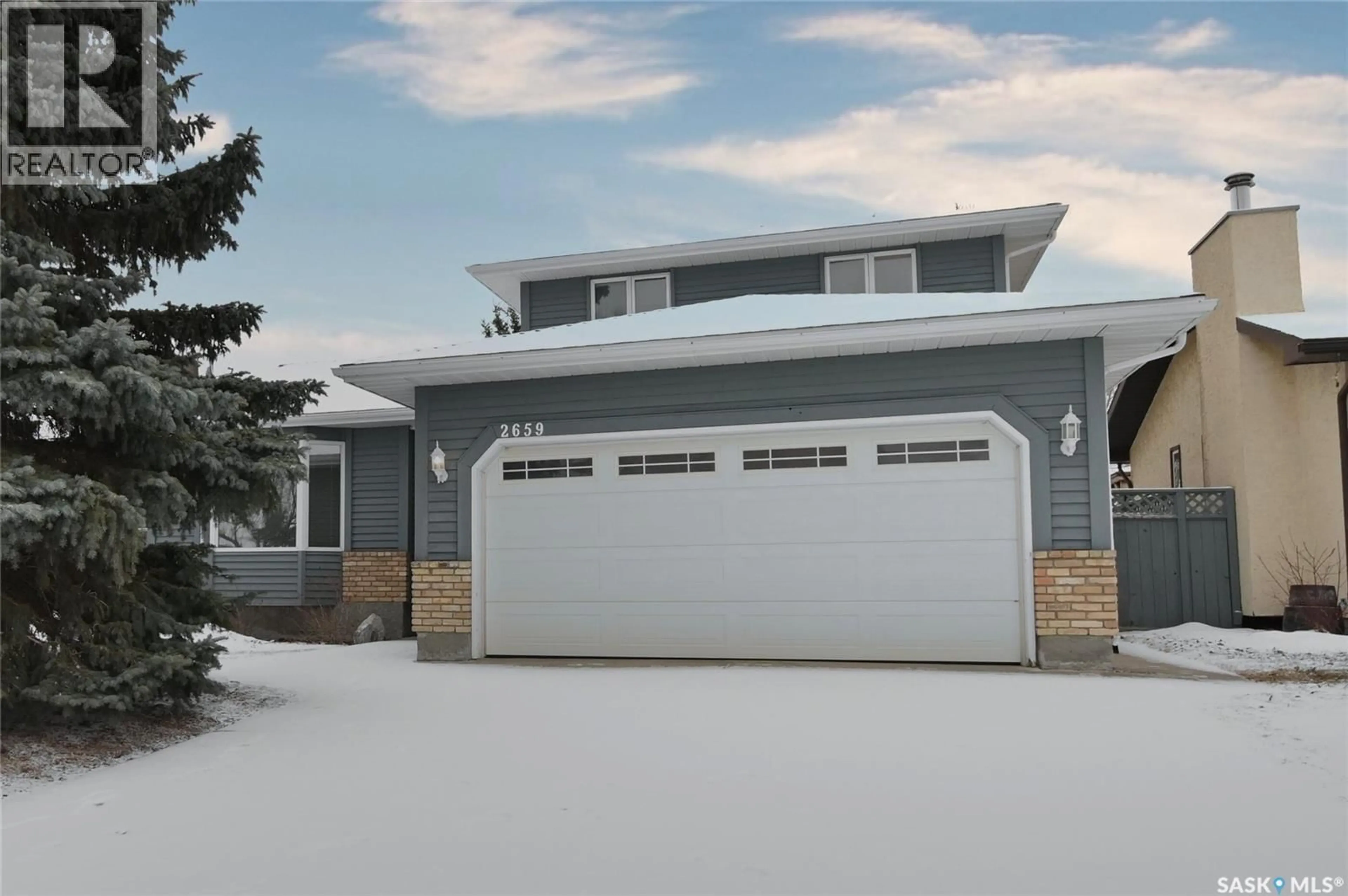Home with vinyl exterior material, street for 2659 LACOMBE CRESCENT, Regina Saskatchewan S4V1T4