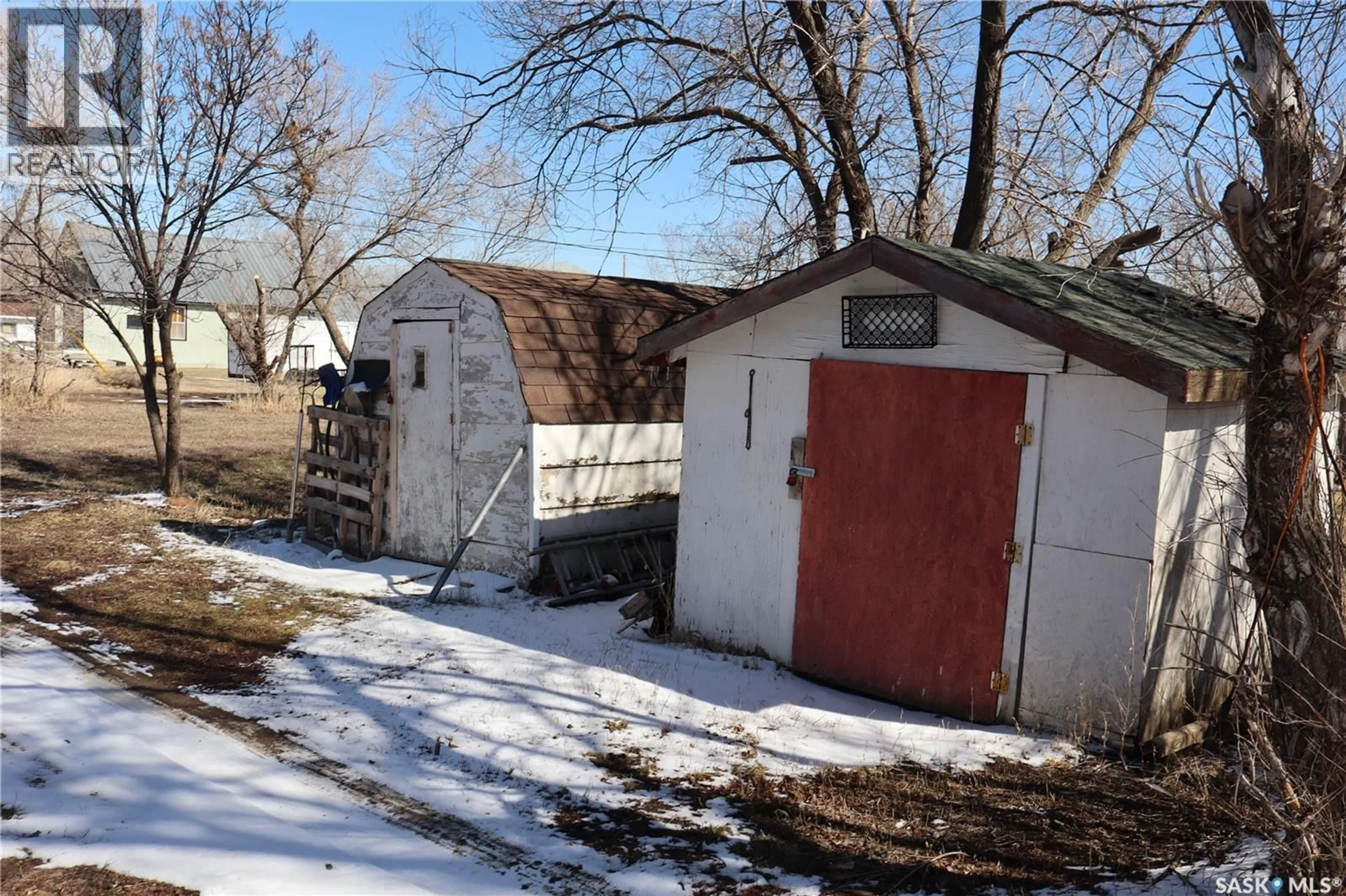 Shed for 11 4TH STREET, Willow Bunch Saskatchewan S0H4K0
