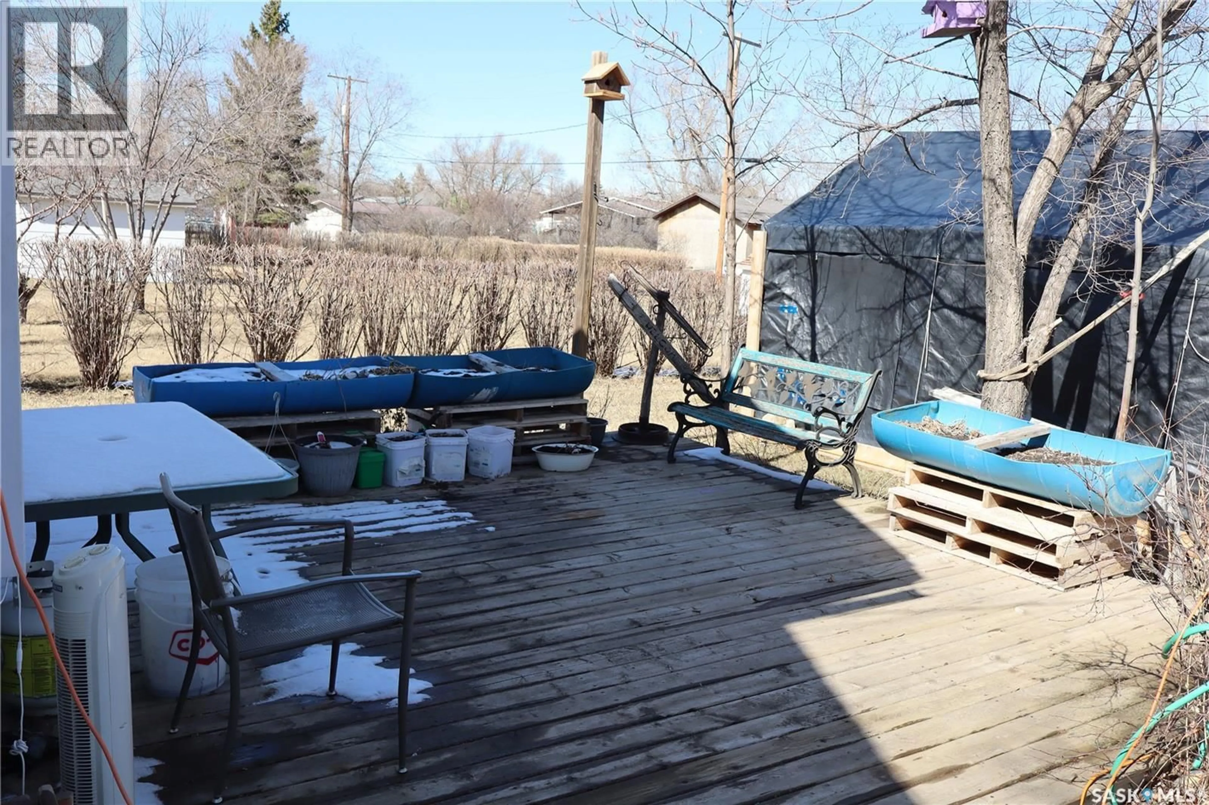 Patio, water/lake/river/ocean view for 11 4TH STREET, Willow Bunch Saskatchewan S0H4K0