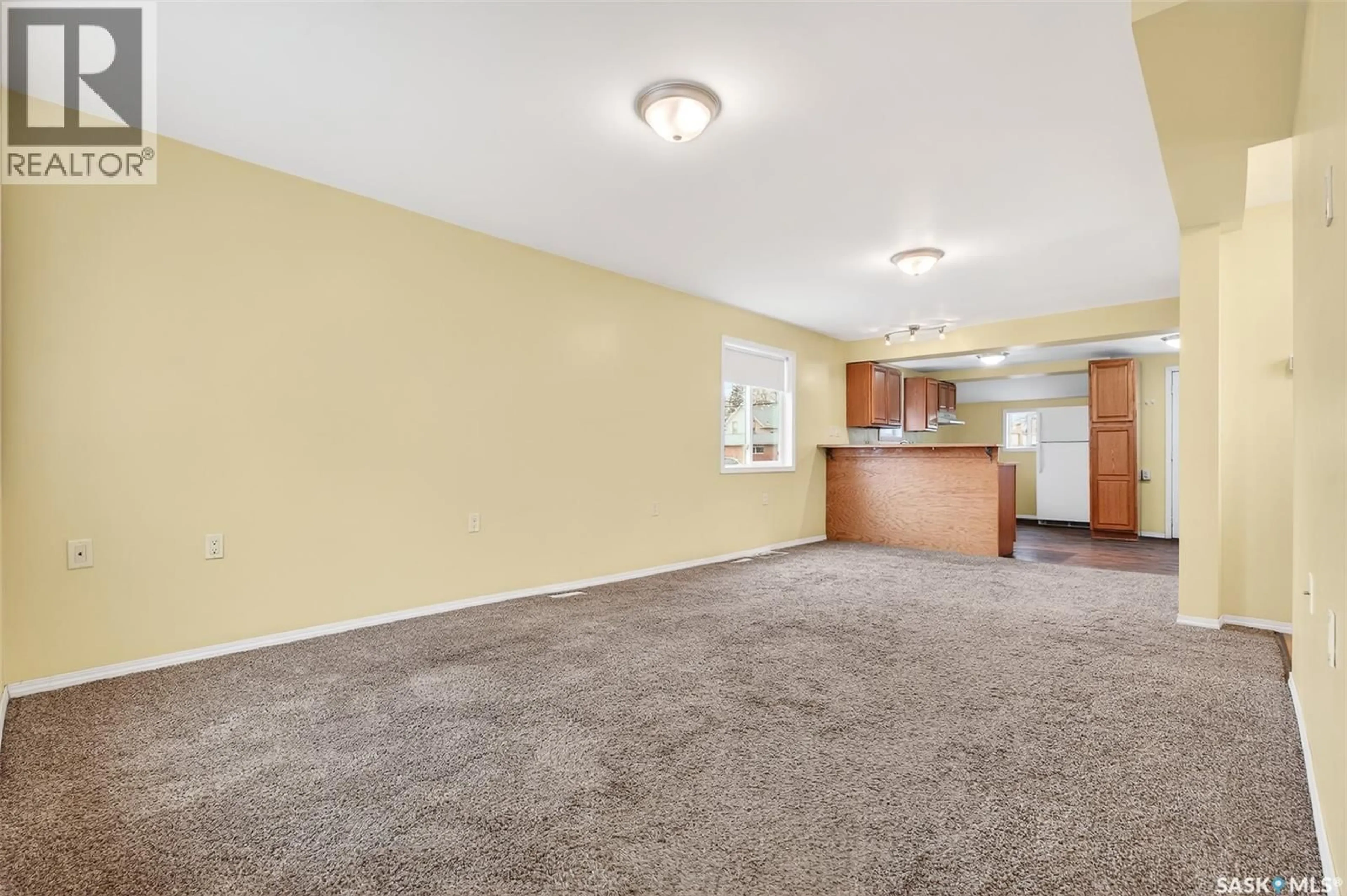 A pic of a room for 477 OMINICA STREET, Moose Jaw Saskatchewan S6H0H1