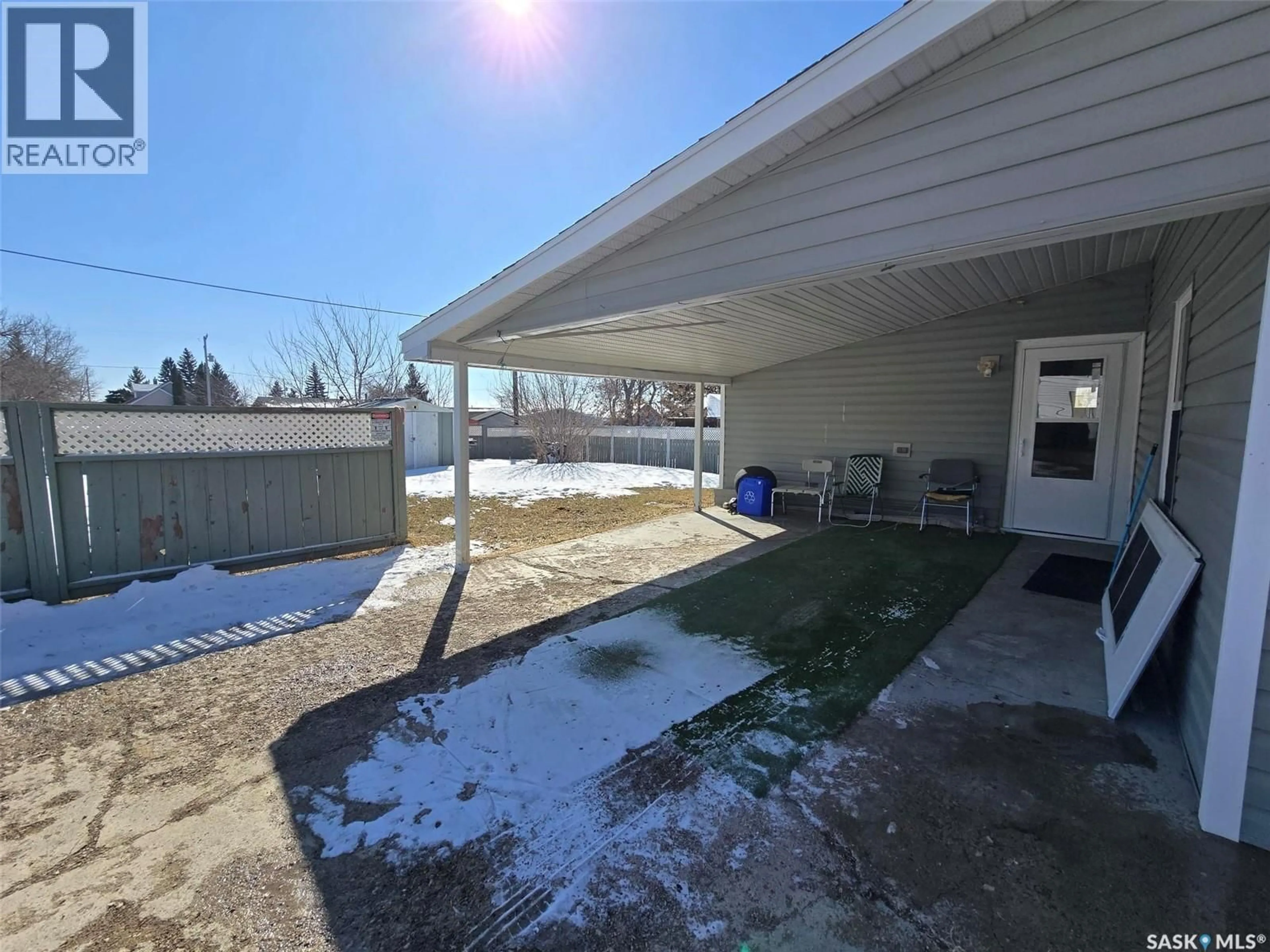 Patio, unknown for 298 7TH AVENUE, Broadview Saskatchewan S0G0K0