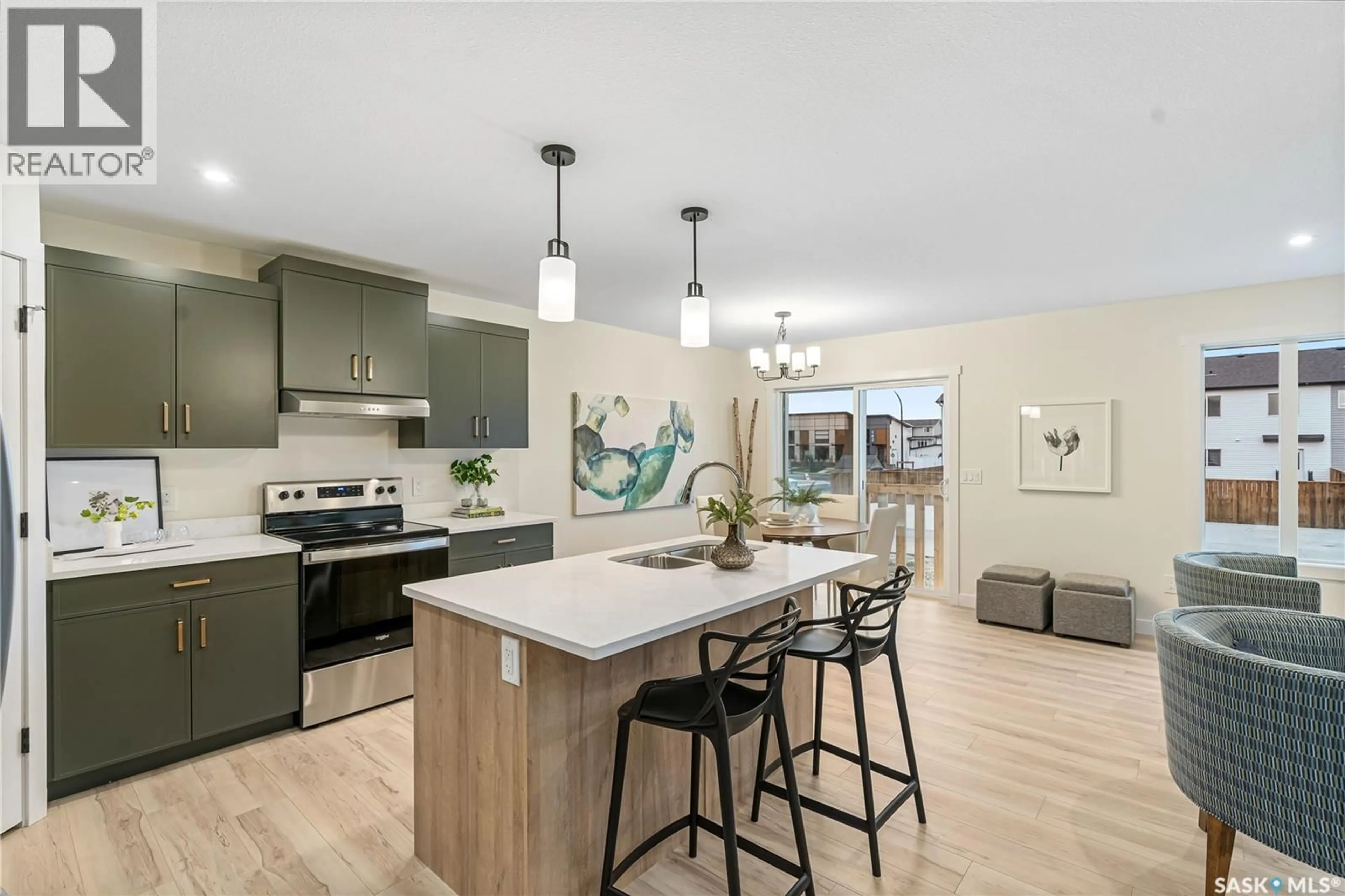 Open concept kitchen, ceramic/tile floor for 314 KATZ AVENUE, Saskatoon Saskatchewan S7V1Y6