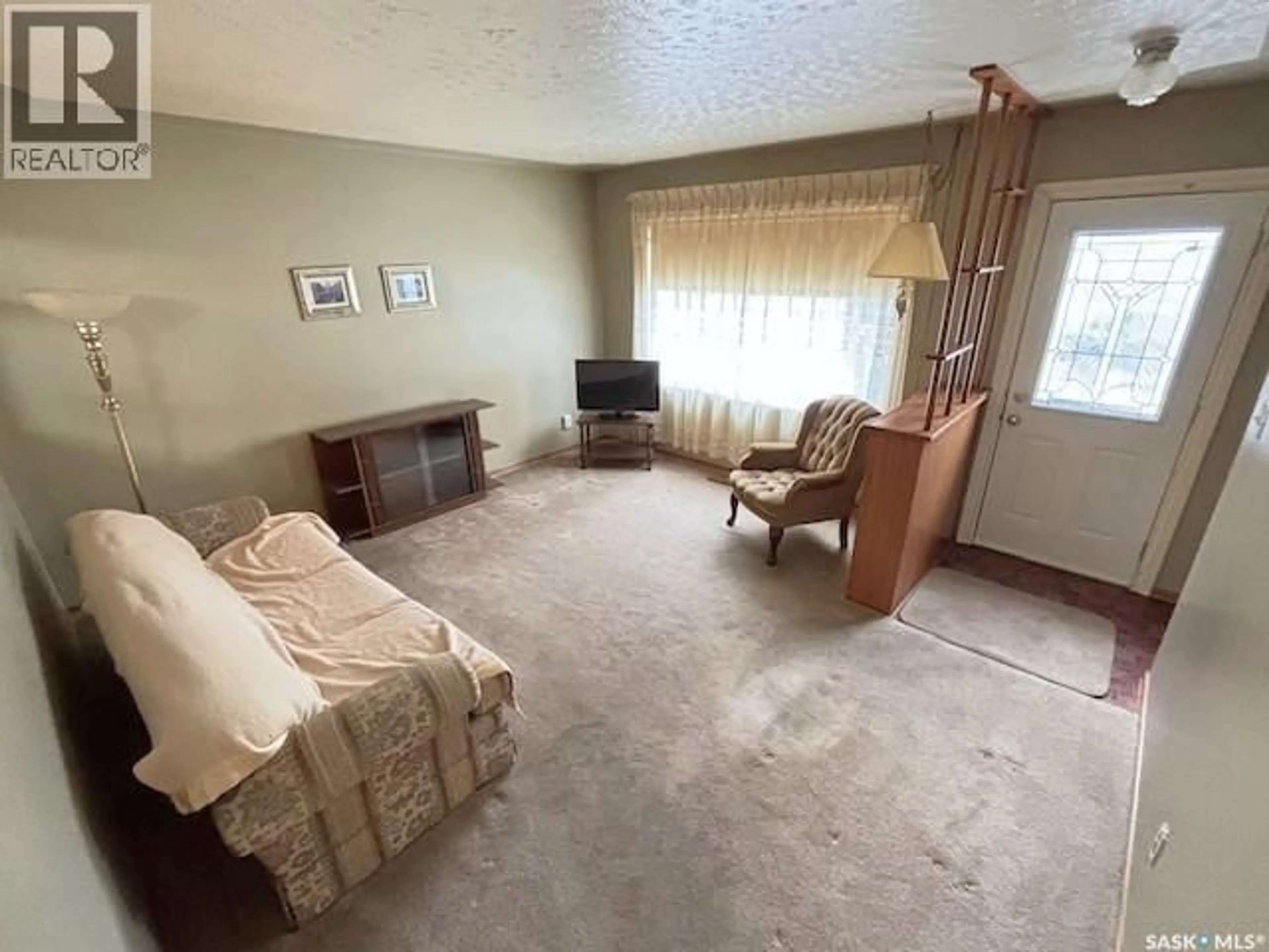 A pic of a room for 1238 BROWN STREET, Moose Jaw Saskatchewan S6H2Z7