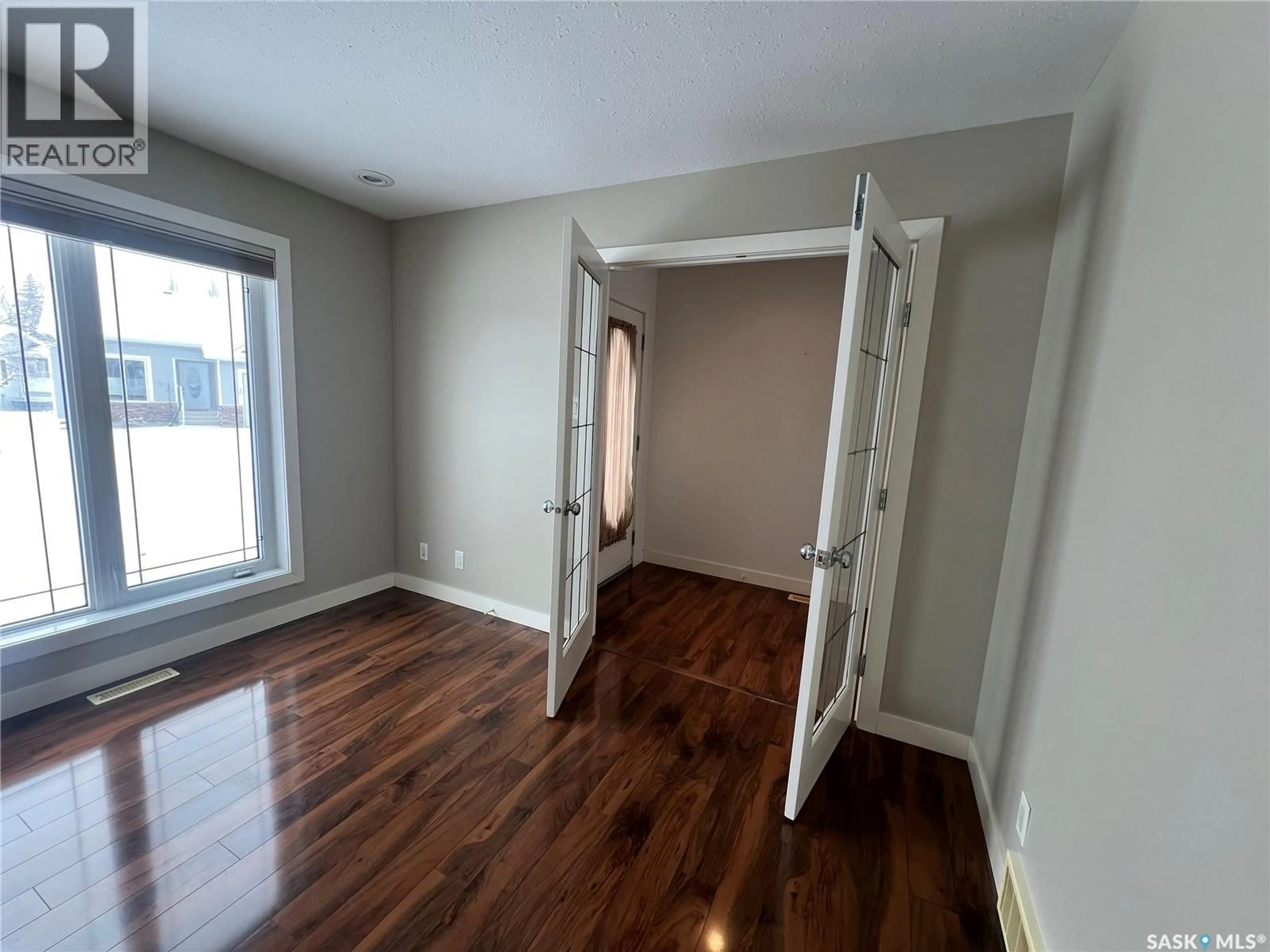 A pic of a room for 500 - 29 BATTLEFORD TRAIL, Swift Current Saskatchewan S9H5M7