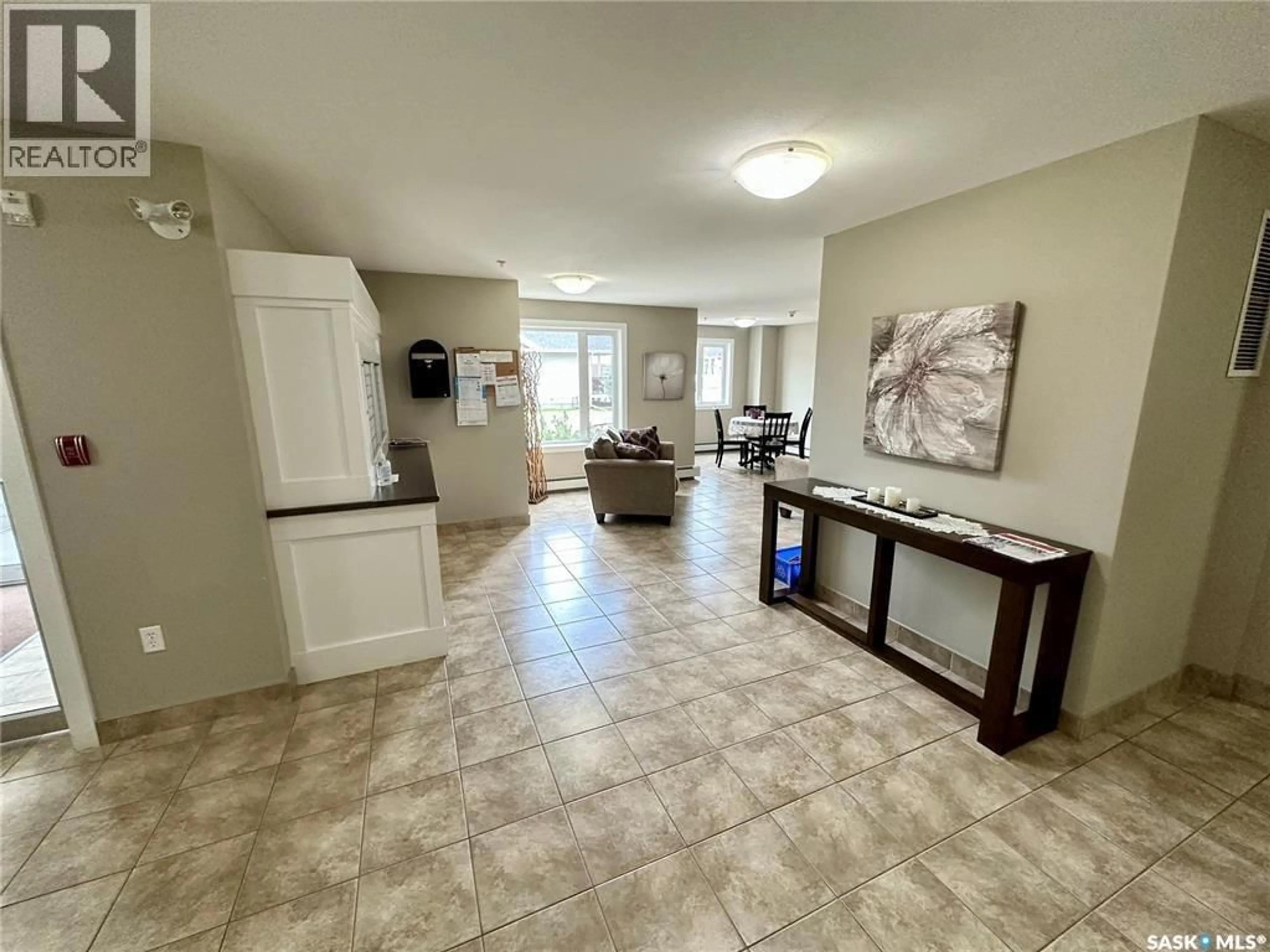 Indoor entryway for NE - 205 820 5TH STREET, Weyburn Saskatchewan S4H2V2