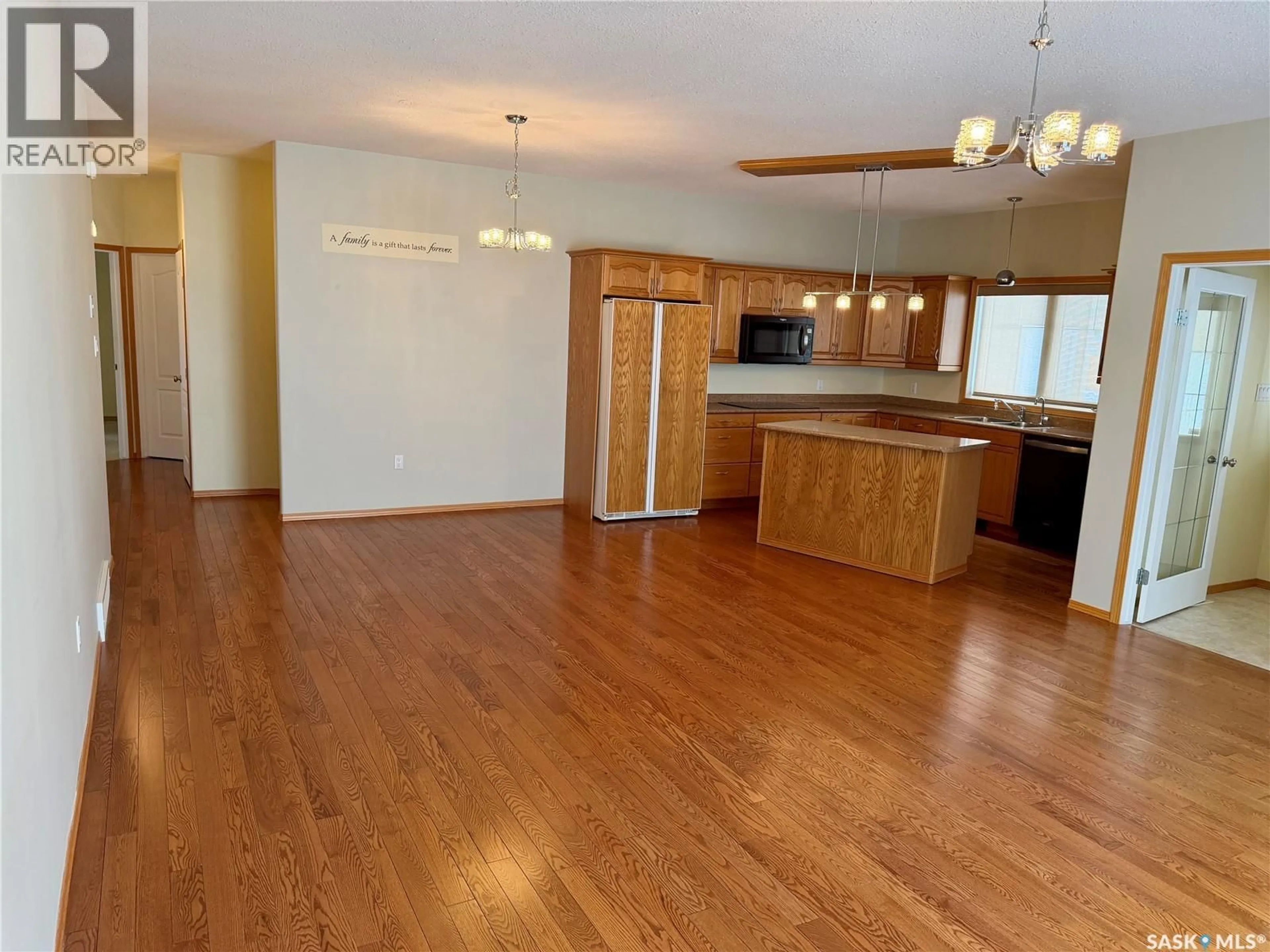 A pic of a room for 330 1ST STREET, Spiritwood Saskatchewan S0J2M0