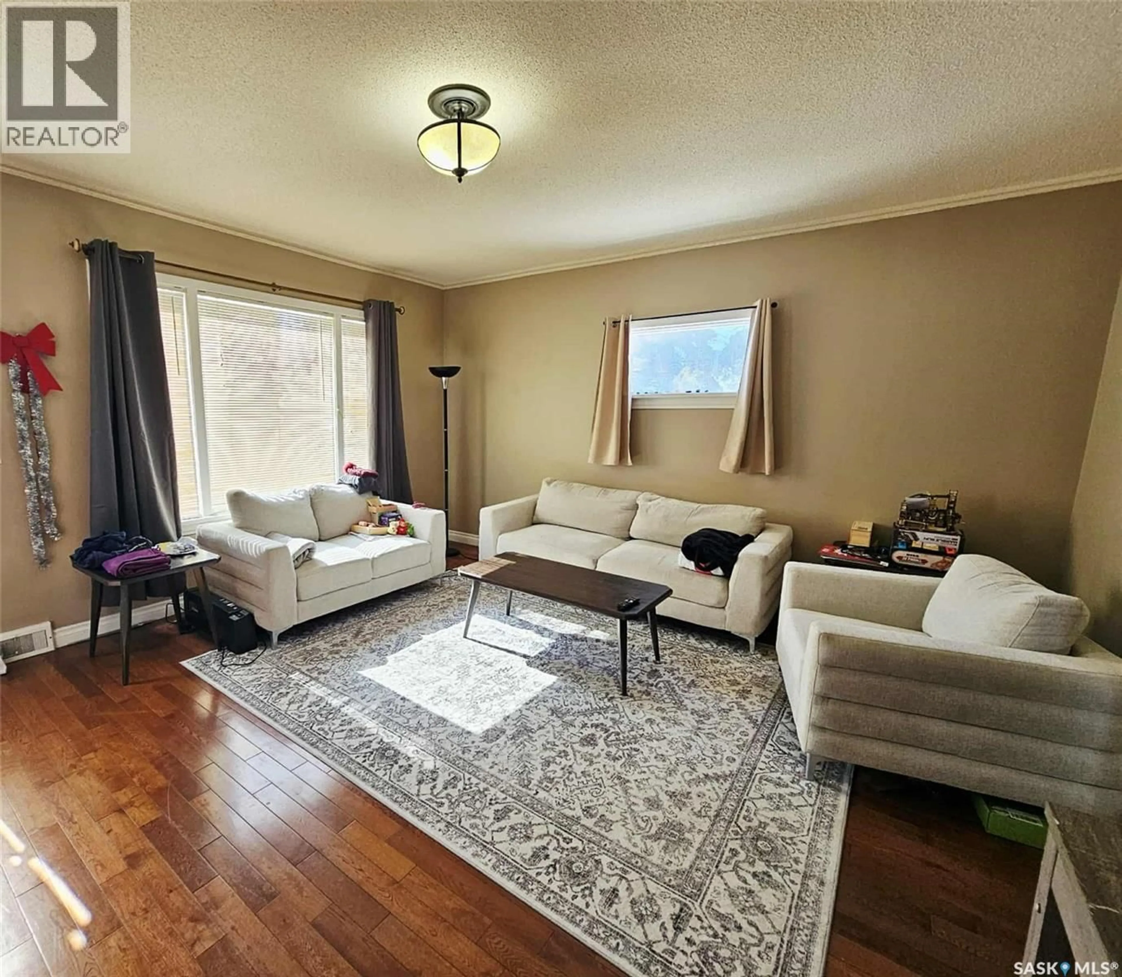 Living room with furniture, unknown for 274 7TH AVENUE, Melville Saskatchewan S0A2P0