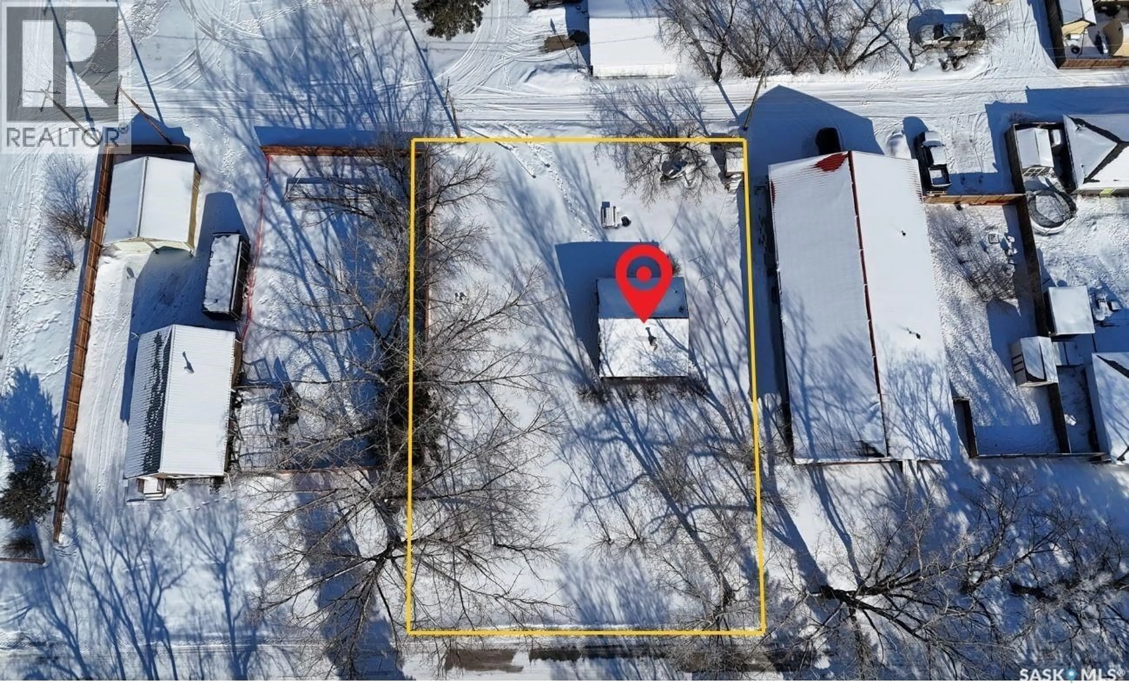 A pic from outside/outdoor area/front of a property/back of a property/a pic from drone, building for 155 1ST STREET, Meota Saskatchewan S0M1X0