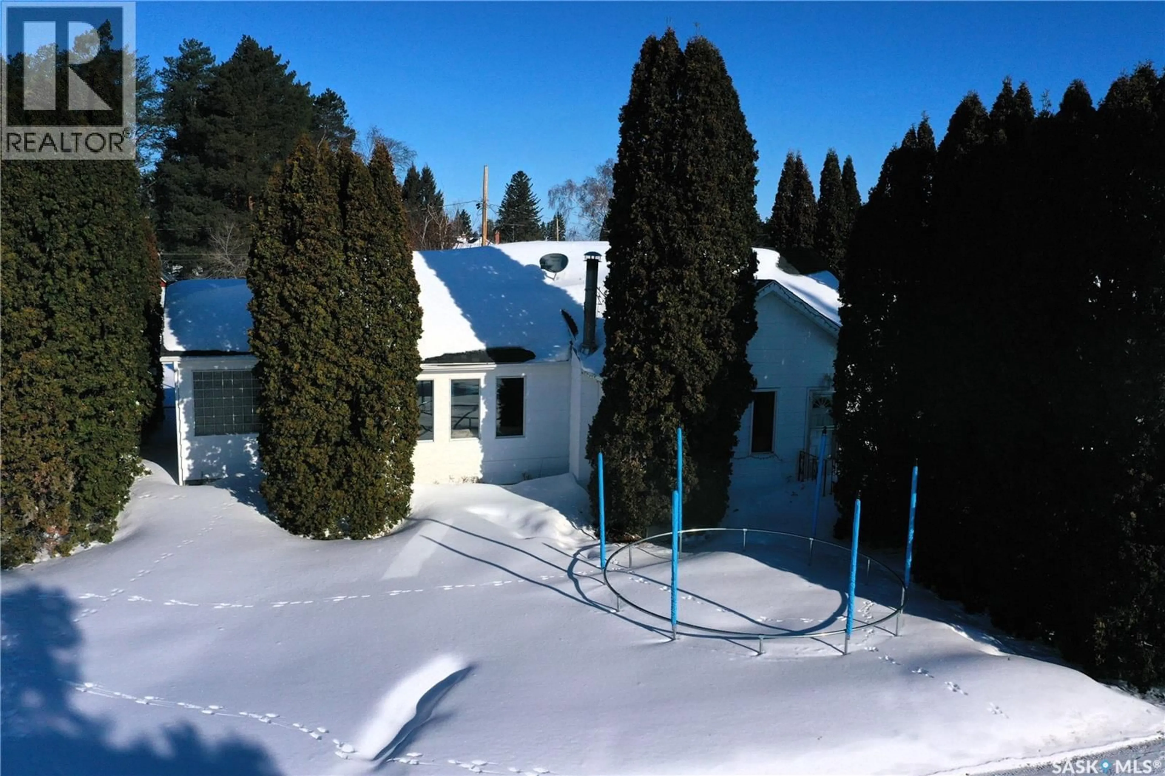A pic from outside/outdoor area/front of a property/back of a property/a pic from drone, unknown for 115 4TH AVENUE, Nipawin Saskatchewan S0E1E0