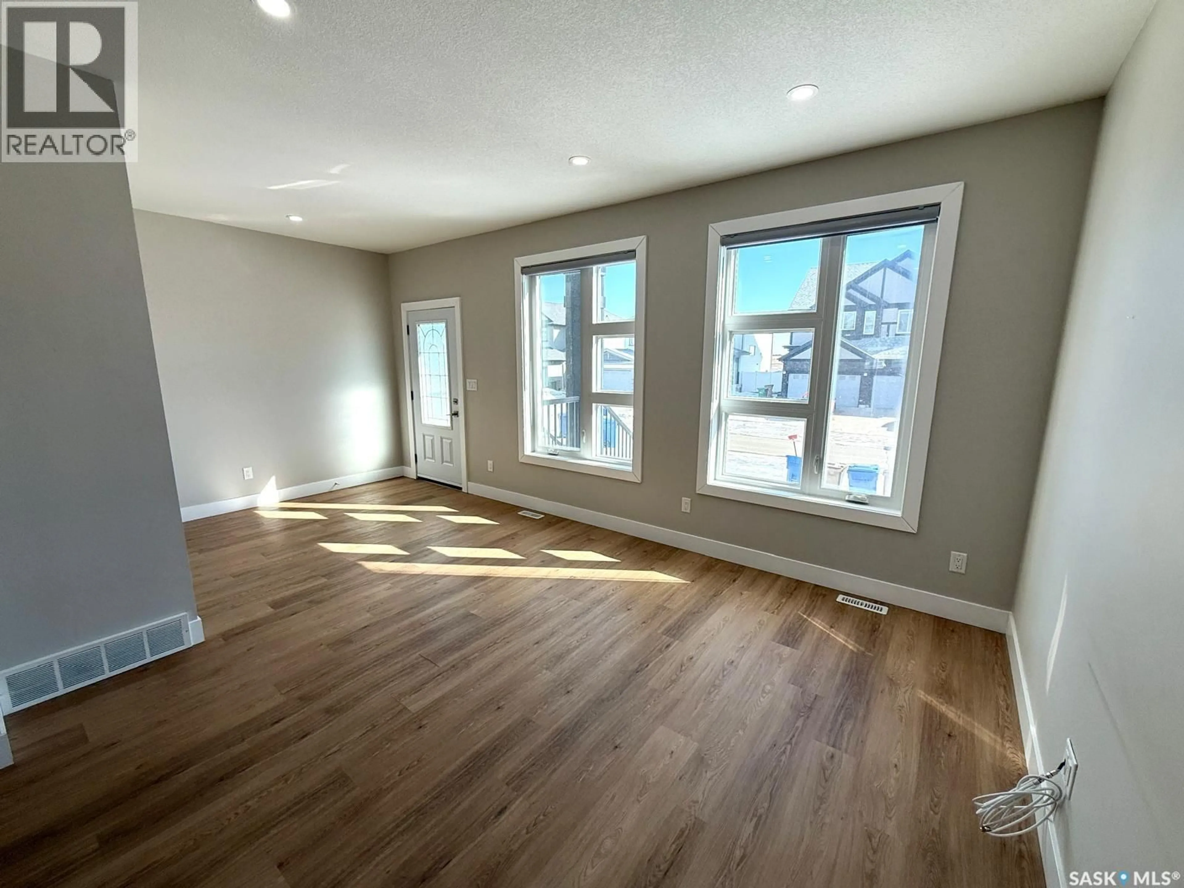 A pic of a room for 3326 GREEN TURTLE ROAD, Regina Saskatchewan S4V3N6