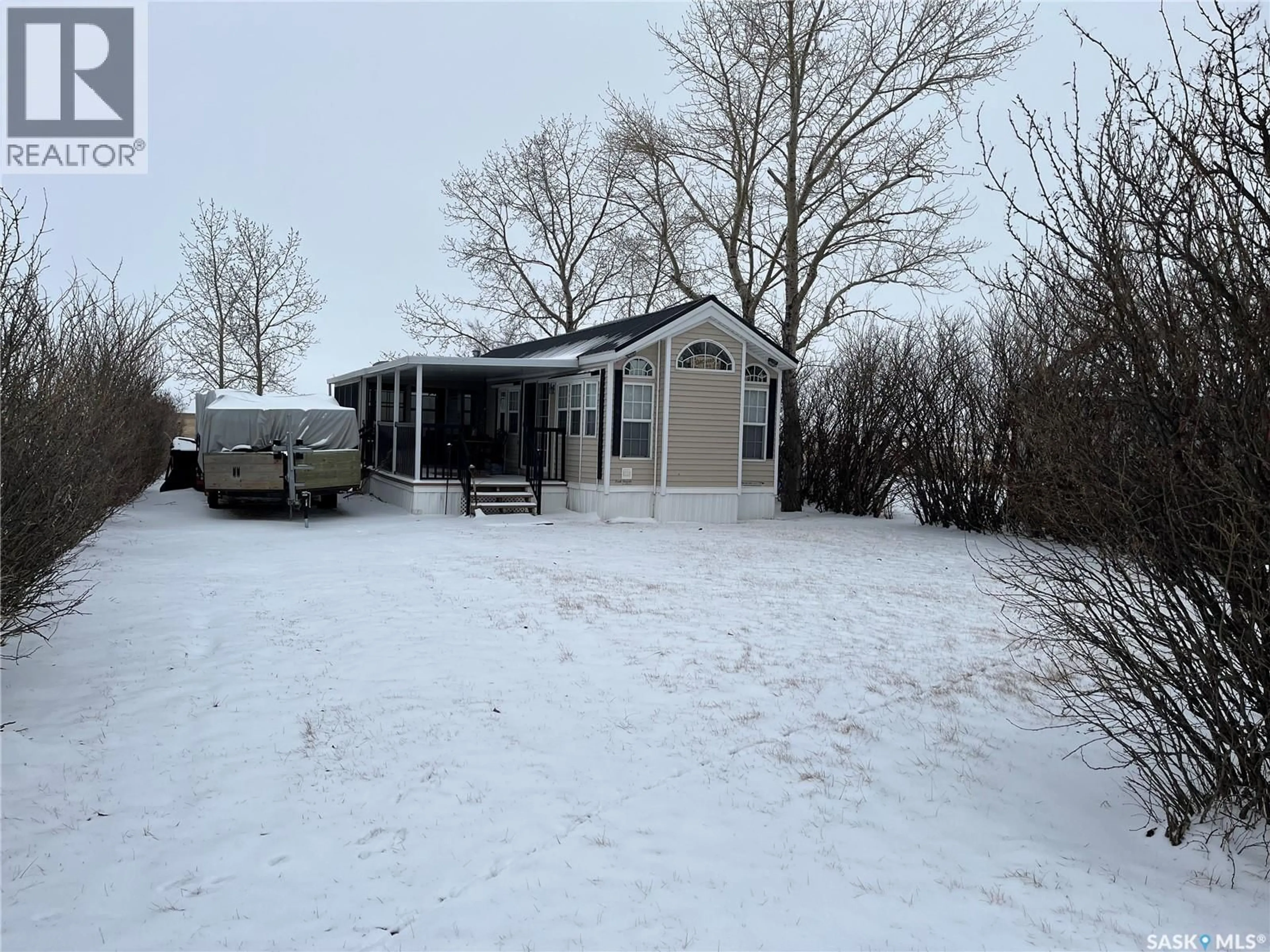 A pic from outside/outdoor area/front of a property/back of a property/a pic from drone, unknown for 2 BONNEAU AVENUE, Gravelbourg Rm No. 104 Saskatchewan S0H1X0